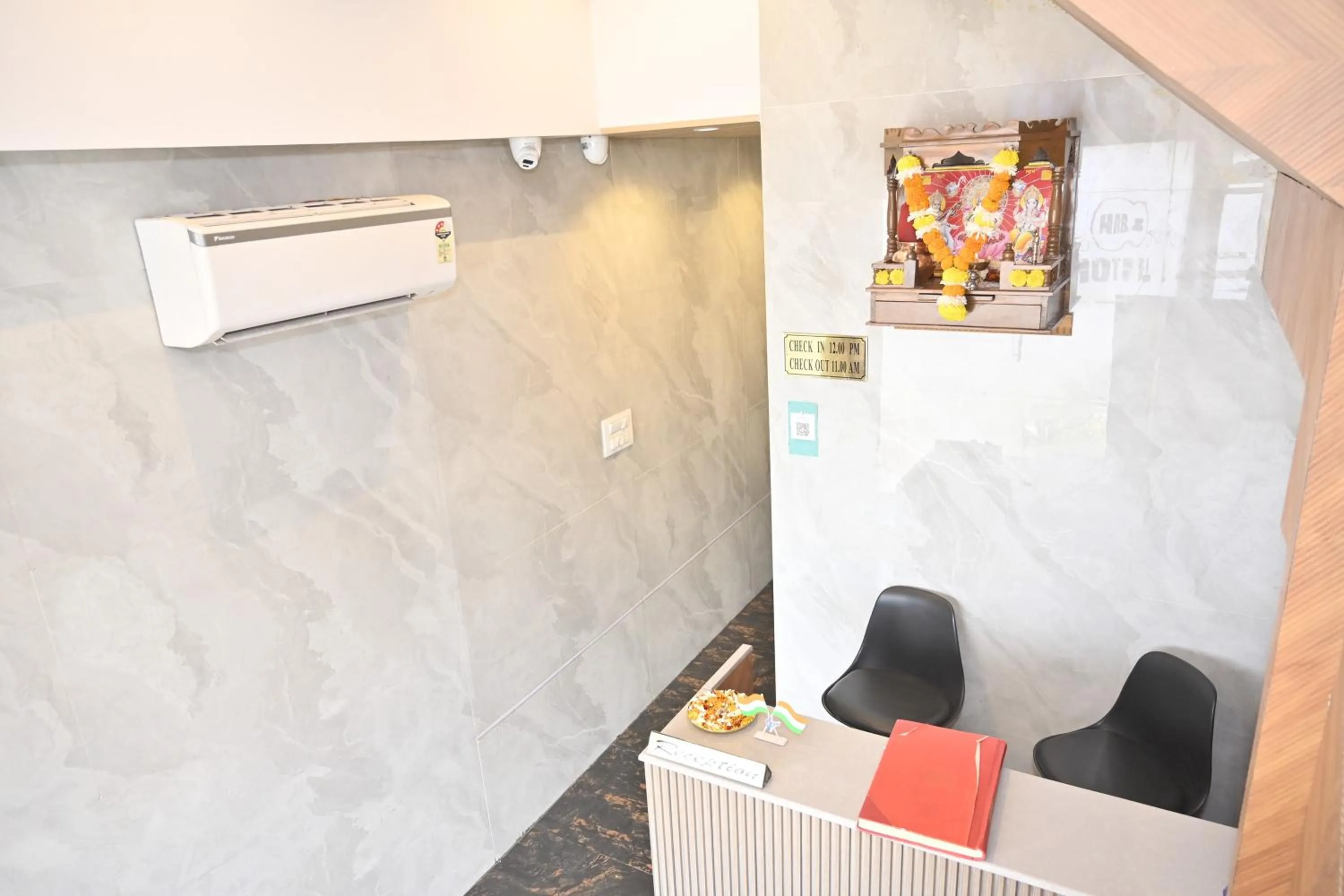 Lobby or reception in Hotel Royal BKC