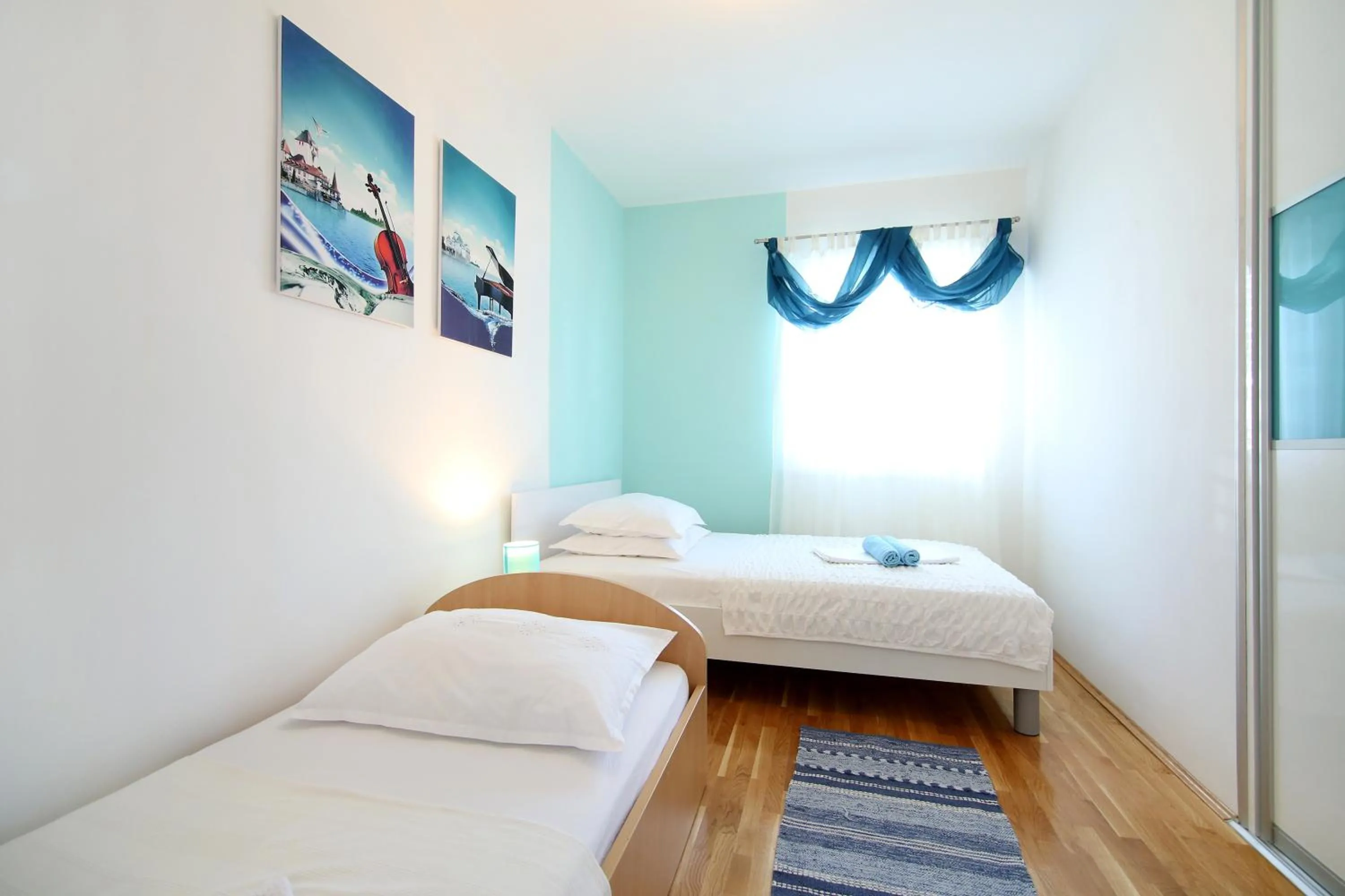 Bed in Luxury House with Pool