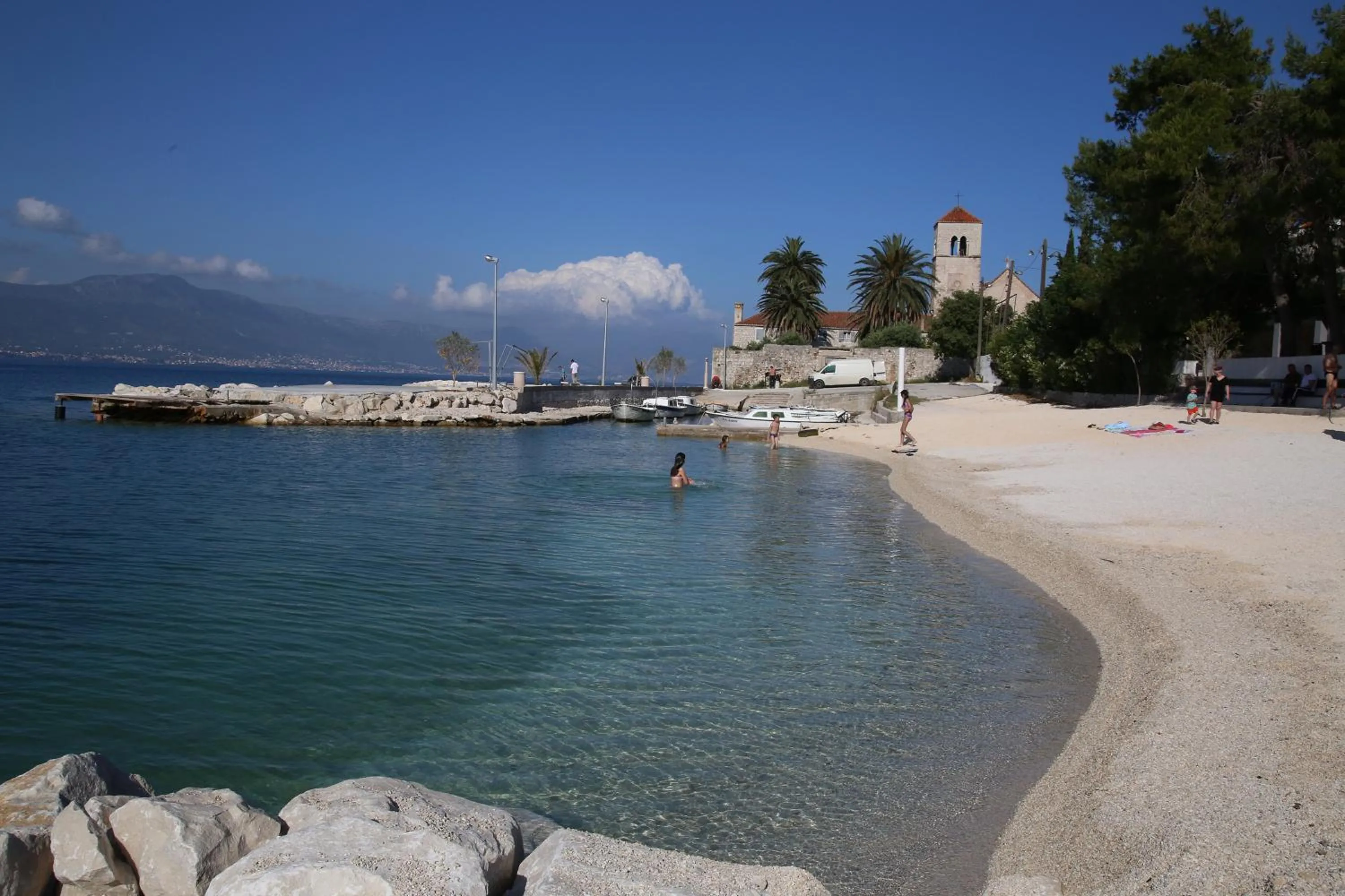 Beach in Luxury House with Pool