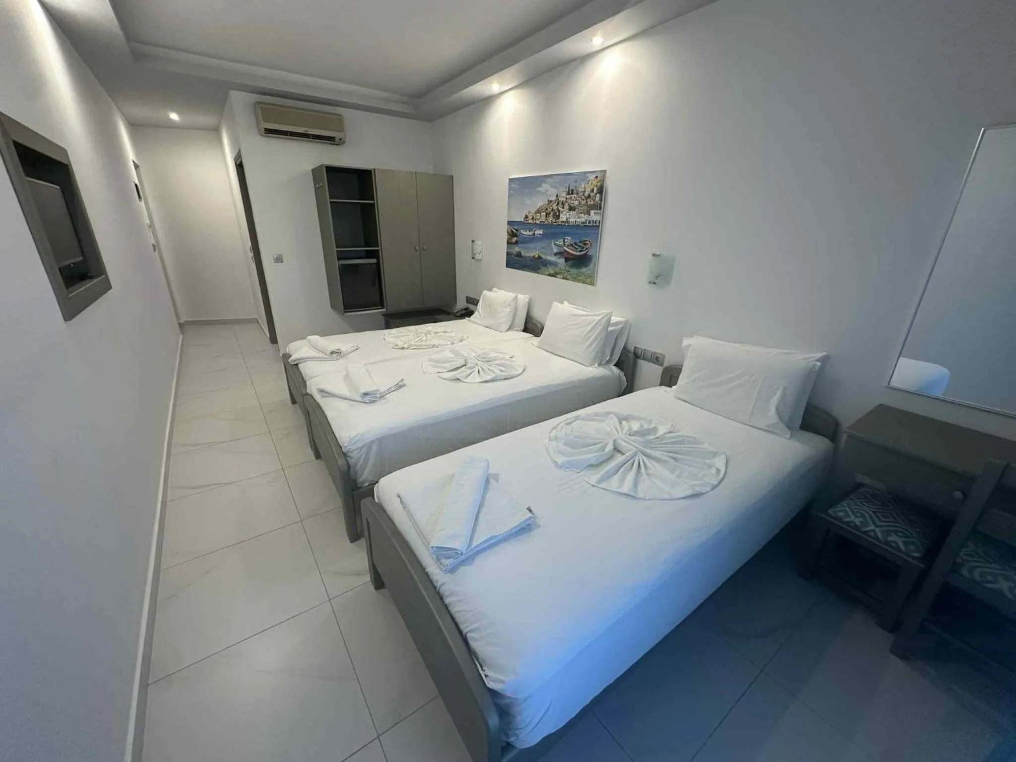 Deluxe Triple Room in Oceanis Hotel