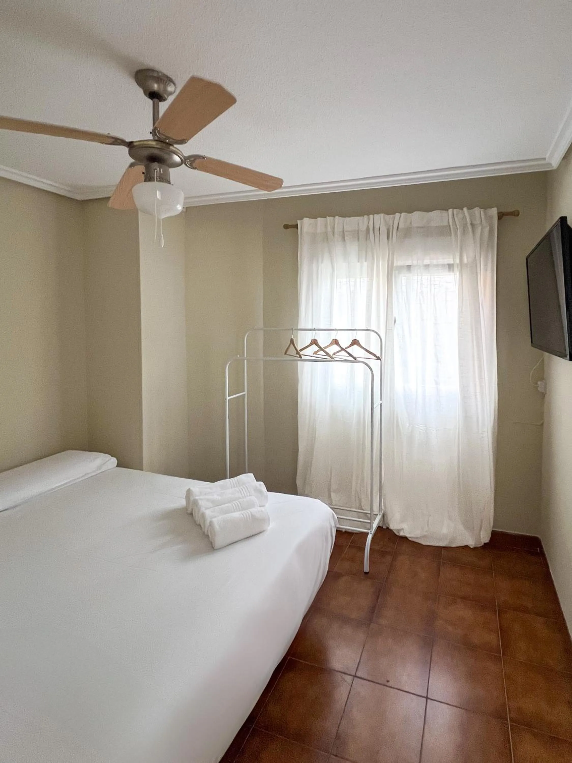 Bed in Hostal Entre Puertas