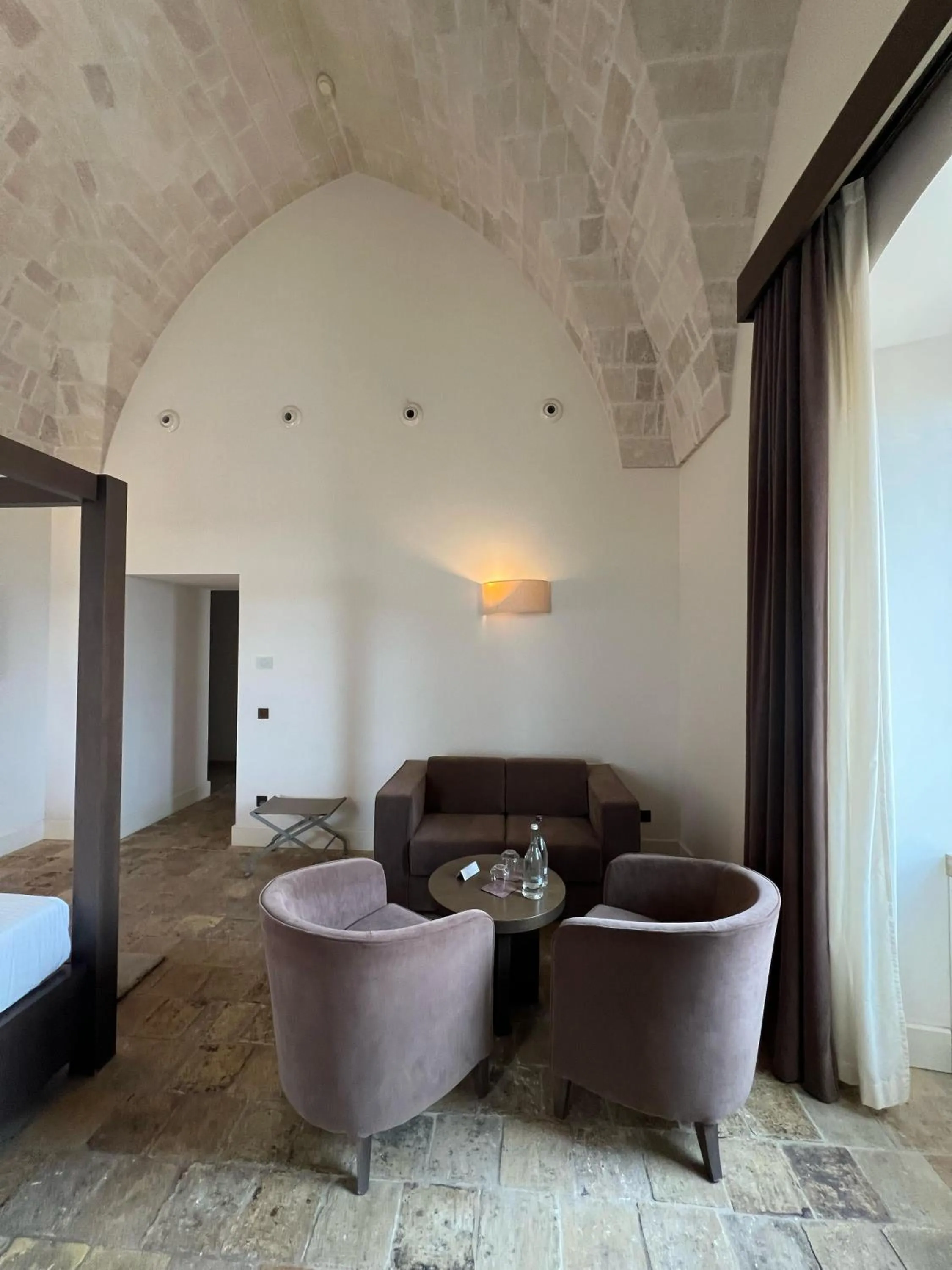 Decorative detail in Relais Histò San Pietro Sul Mar Piccolo