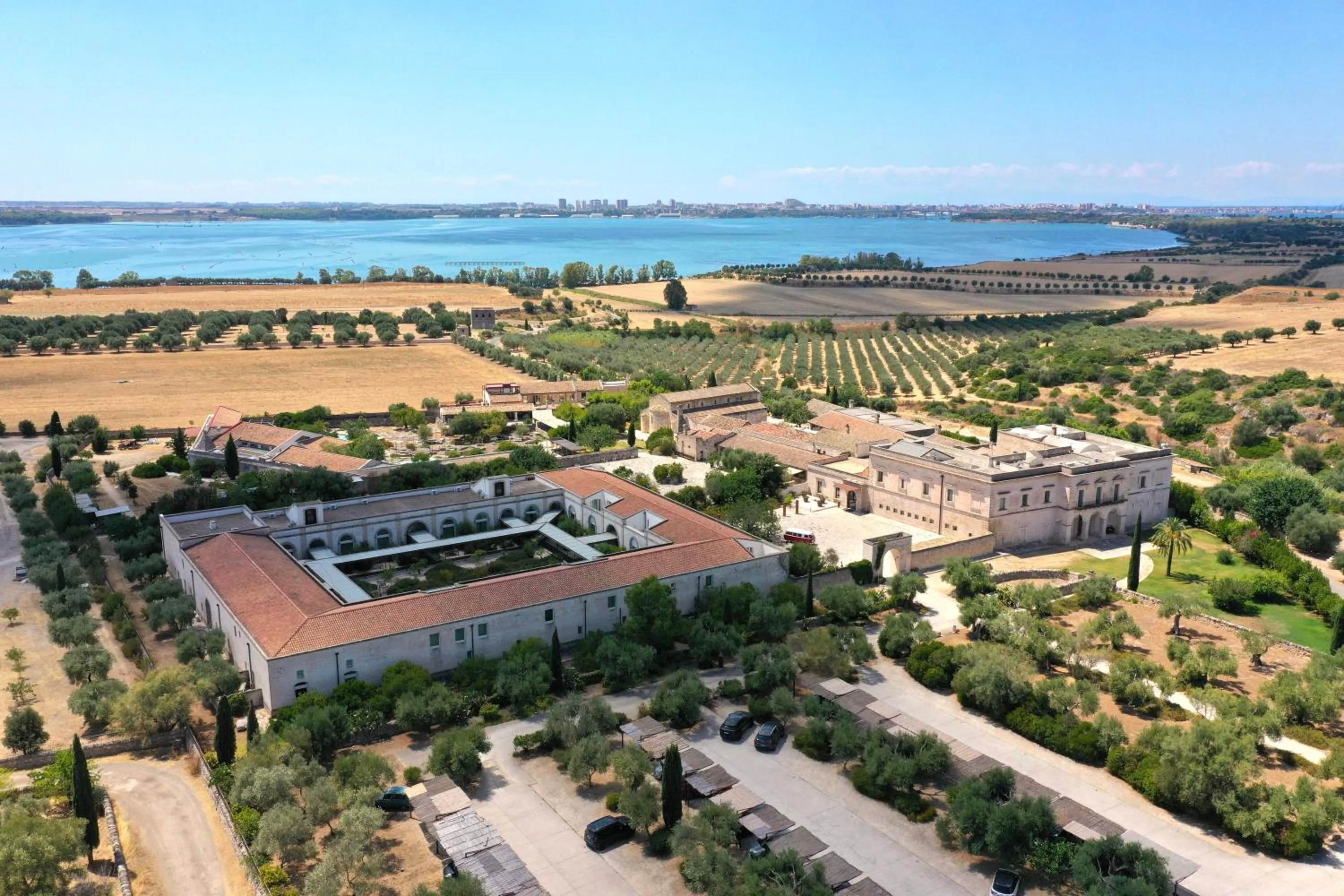 Property building in Relais Histò San Pietro Sul Mar Piccolo