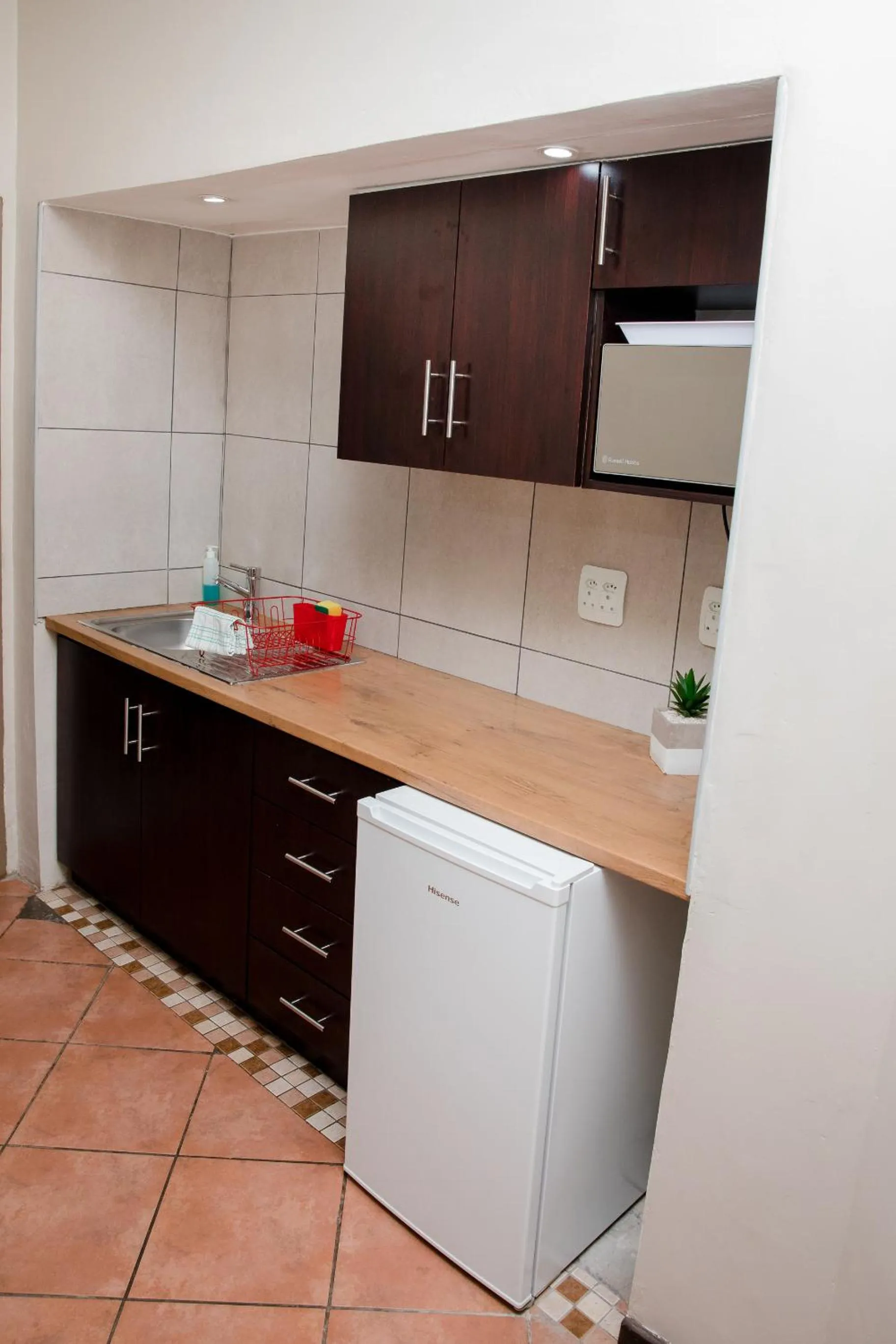 Kitchen or kitchenette in 85 Ehmke Guesthouse
