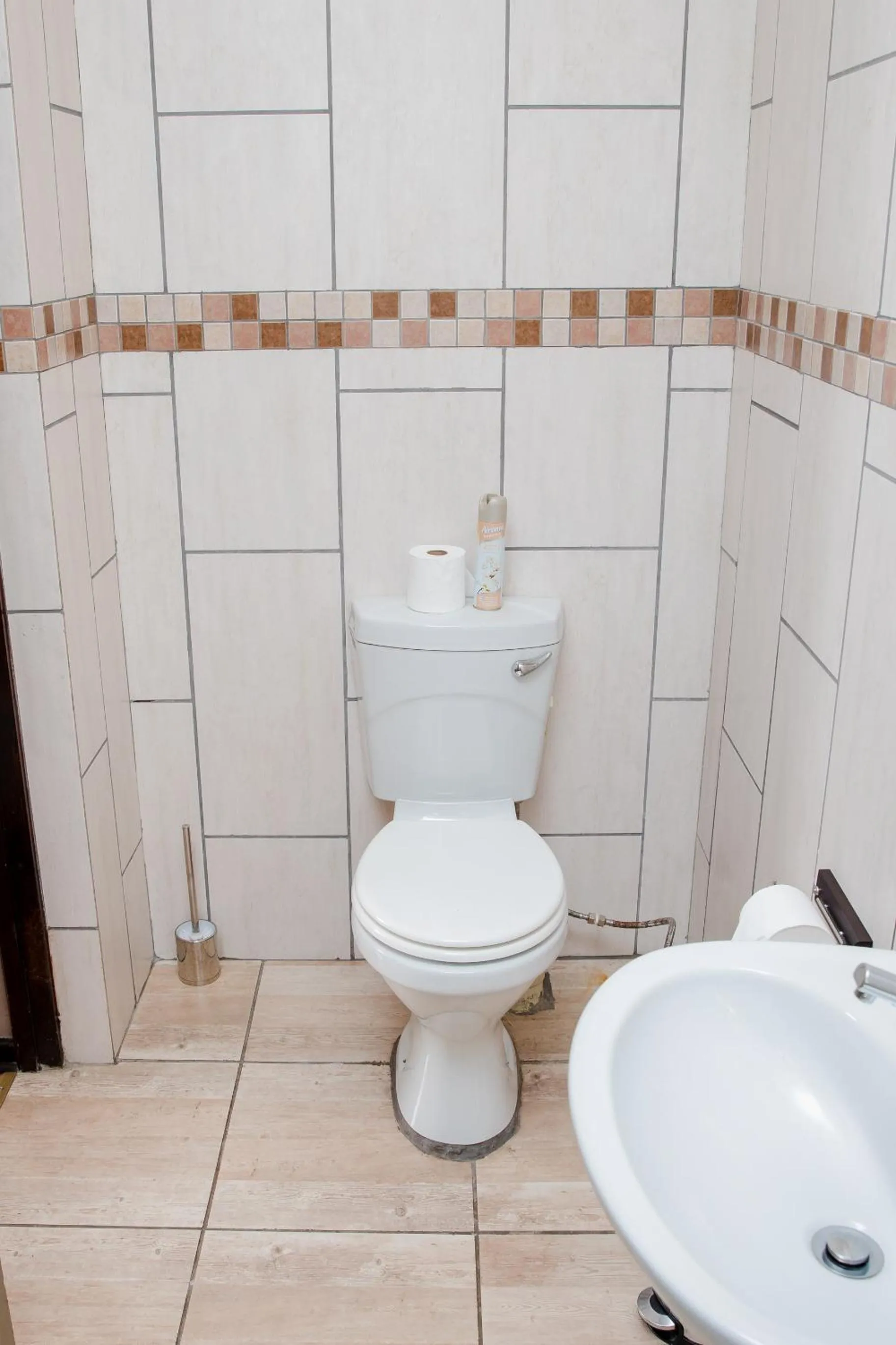 Toilet in 85 Ehmke Guesthouse