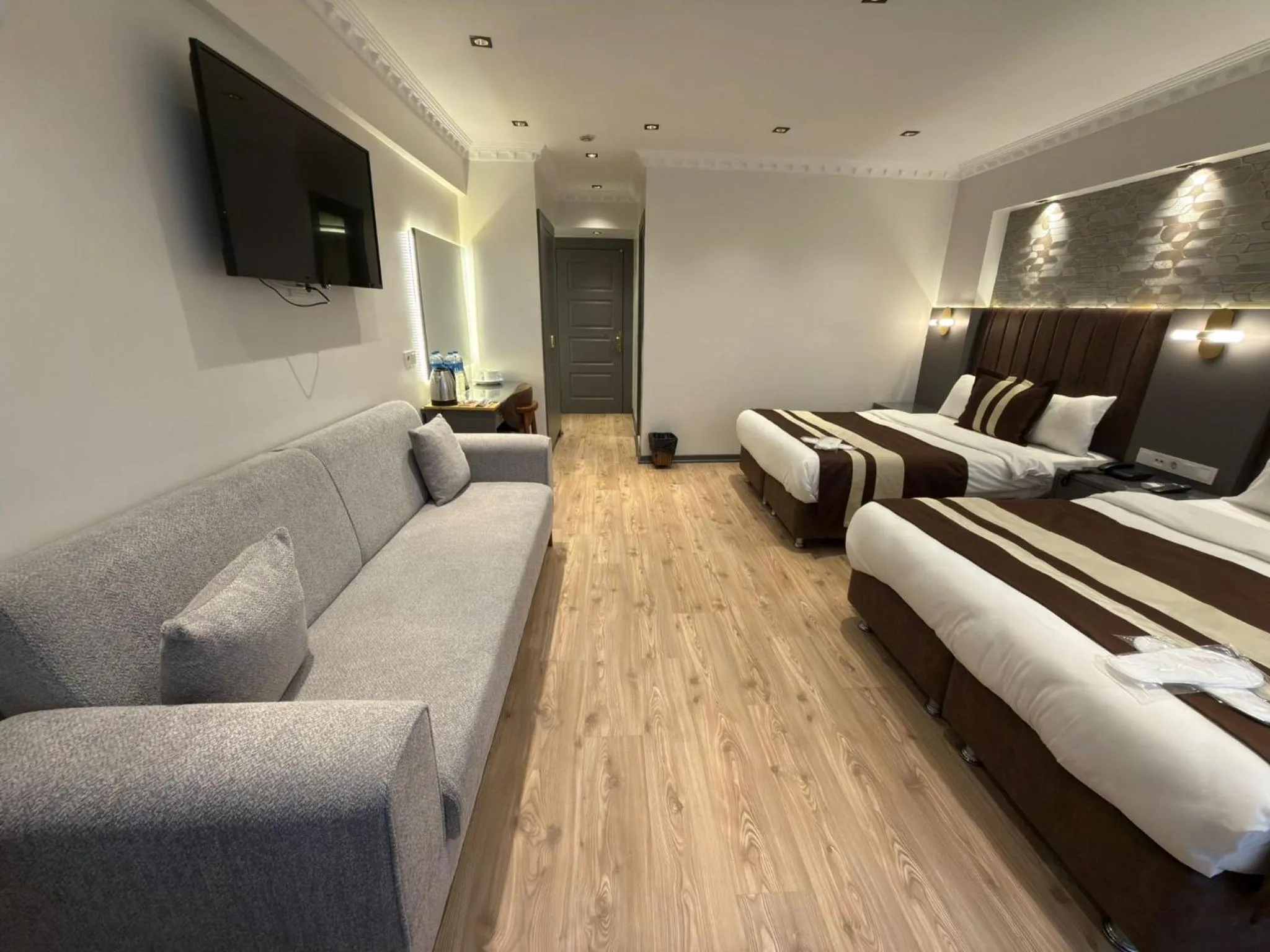 Photo of the whole room, Bed in Blue Istanbul Hotel Taksim