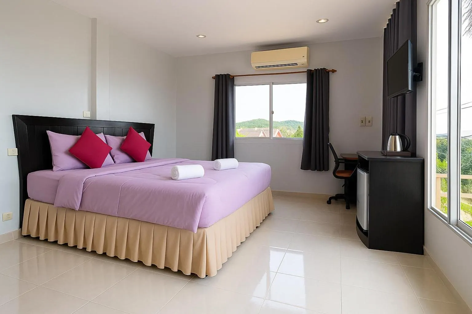 Bed in Srisuksan Klong Muang Beach