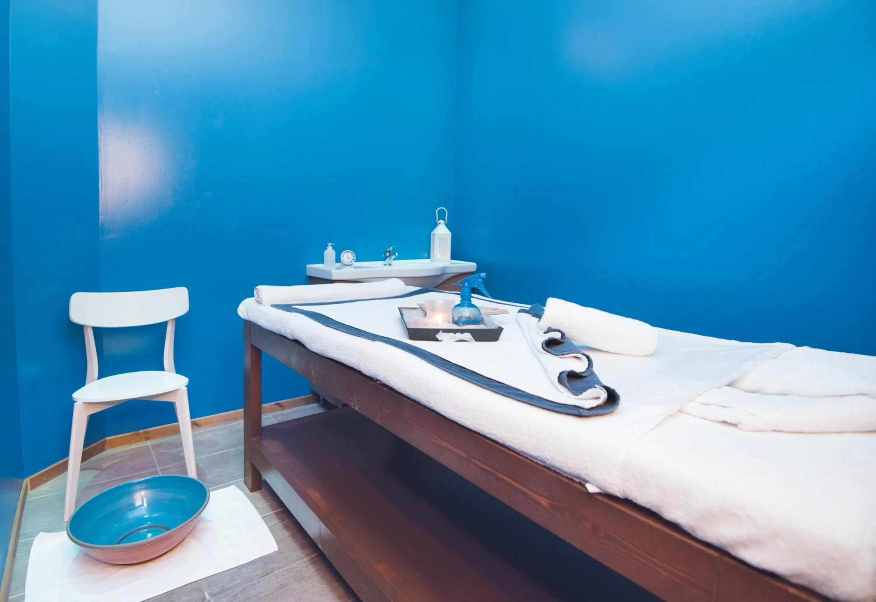 Grand Blue Beach Hotel