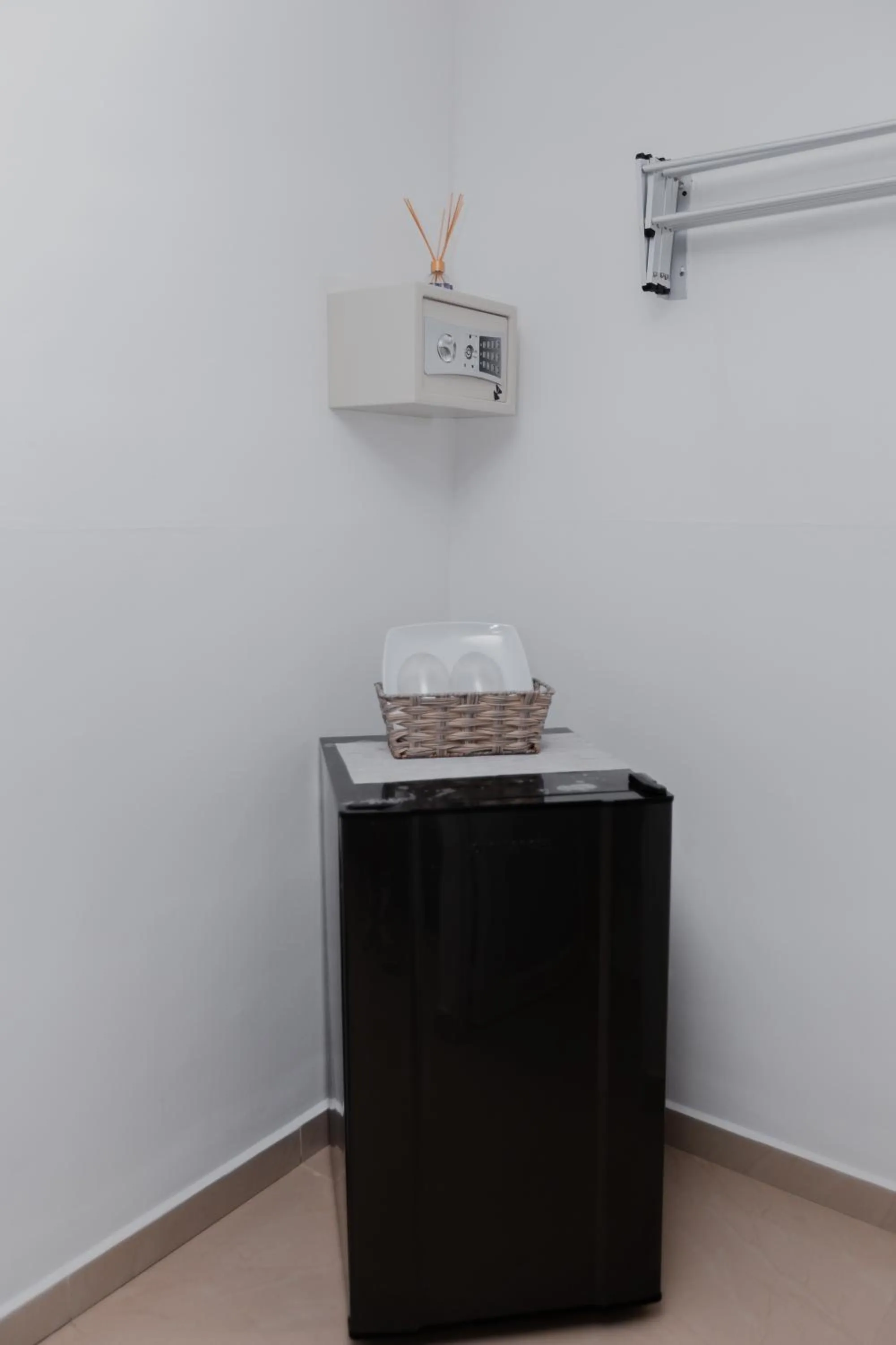 minibar in Hotel Molino de Viento