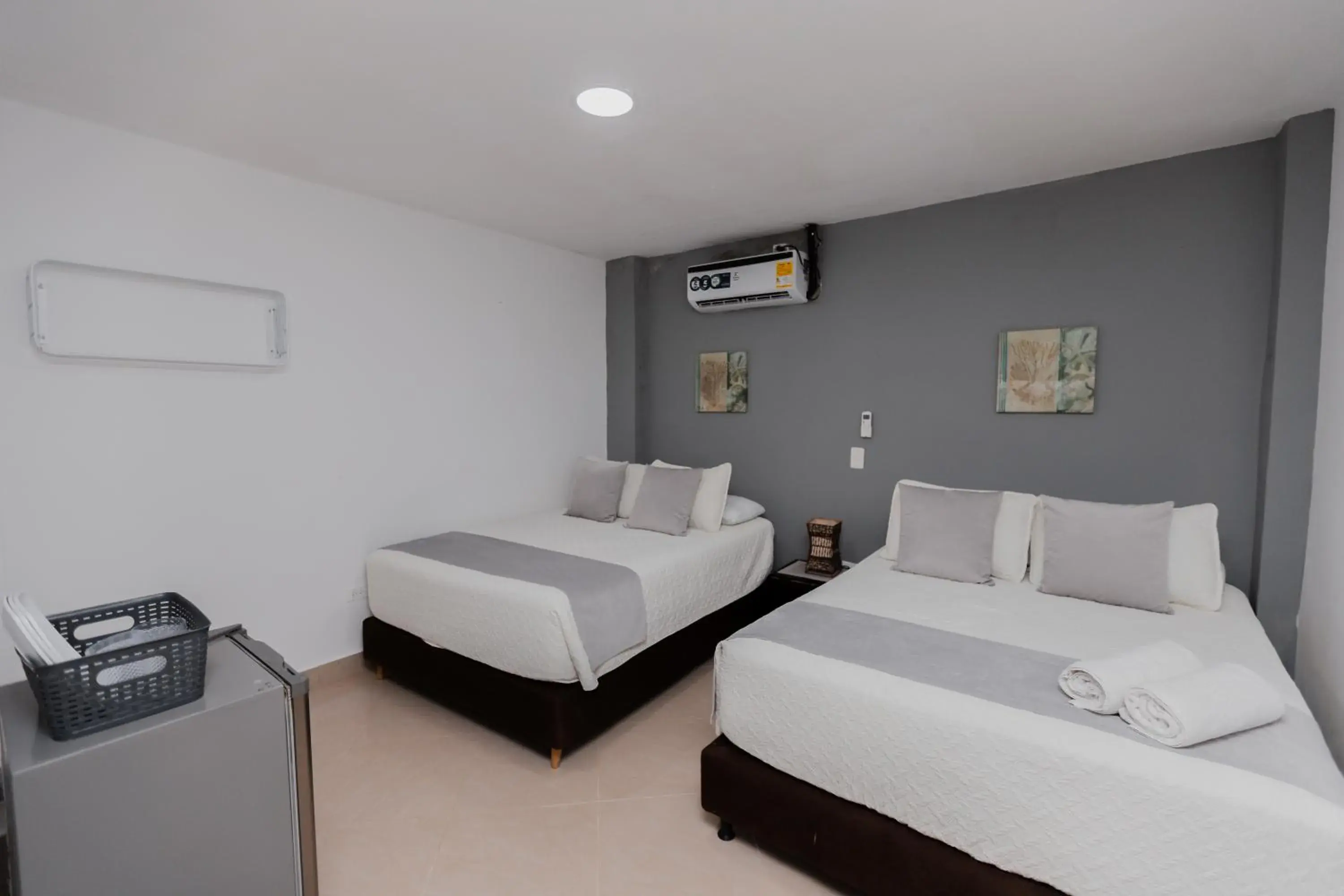 Standard Twin Room in Hotel Molino de Viento Standard Twin Room in Hotel Molino de Viento