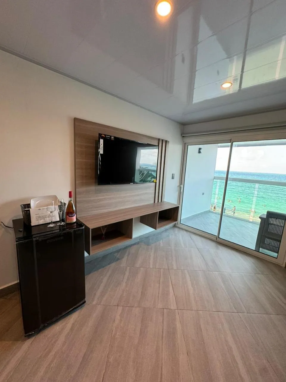 TV and multimedia in Hotel Molino de Viento