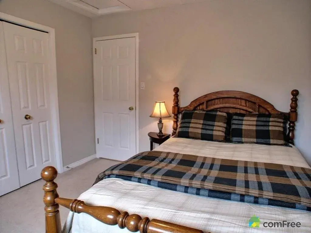 Deluxe Queen Room in HB Guest Home Deluxe Queen Room in HB Guest Home