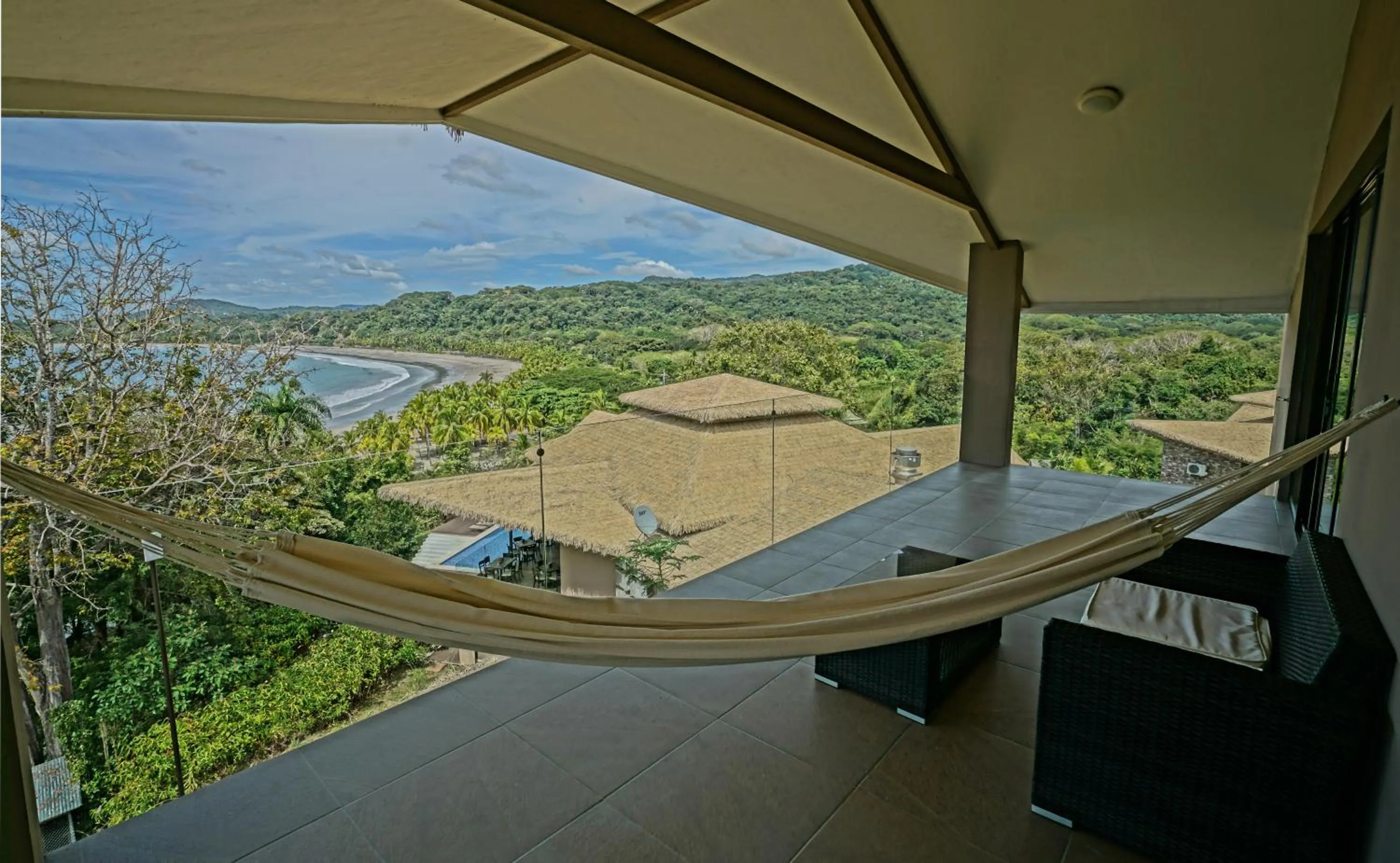 Balcony/Terrace in Nammbú Beach Front Bungalows