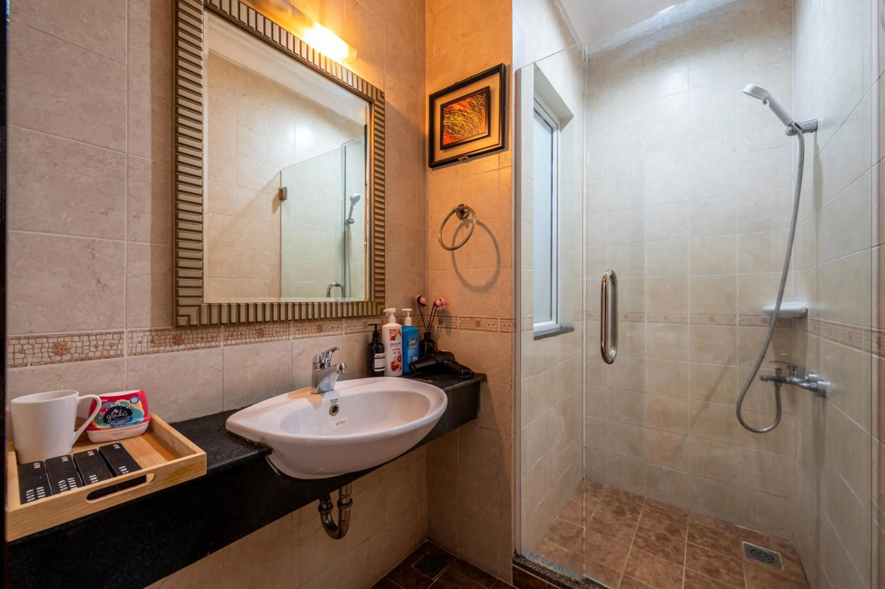 Shower in Serenity Center Saigon