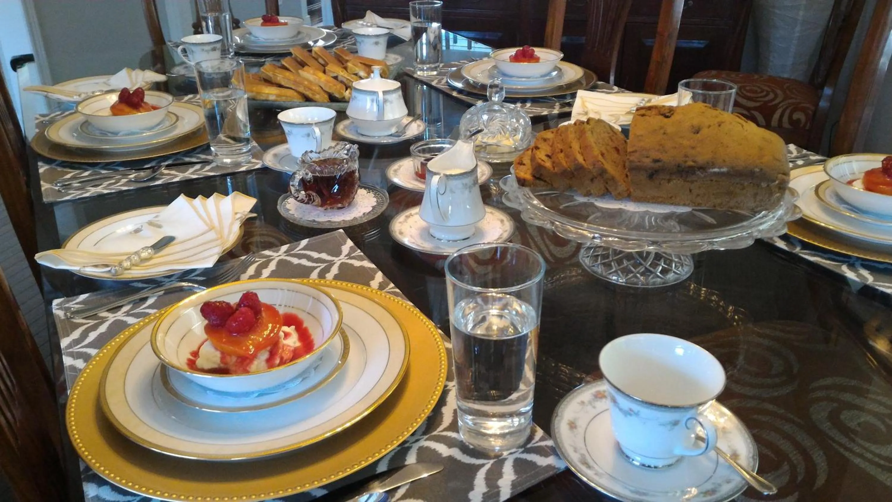 Breakfast in Blue Skies Bed & Breakfast