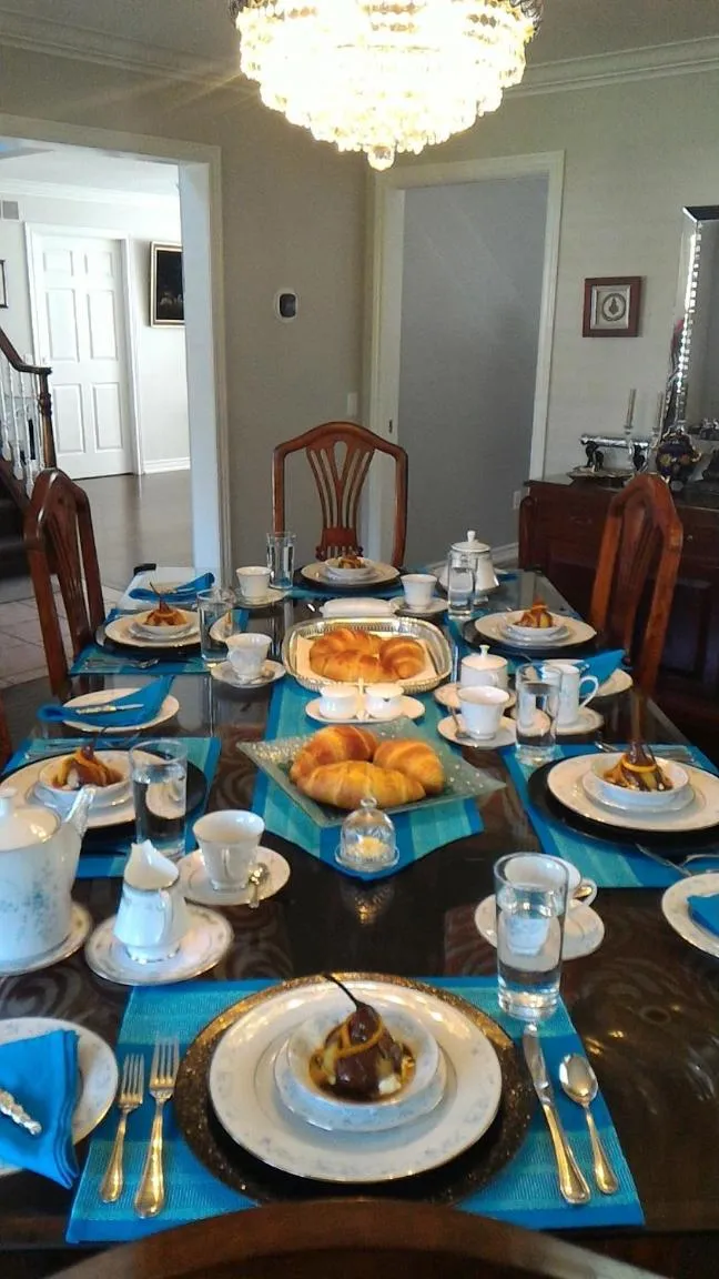 Breakfast in Blue Skies Bed & Breakfast