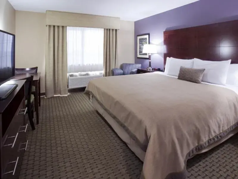 King Suite with Kitchenette - Disability Access in GrandStay Hotel & Suites Thief River Falls King Suite with Kitchenette - Disability Access in GrandStay Hotel & Suites Thief River Falls