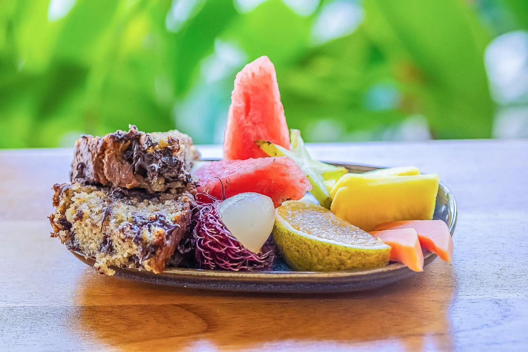 Dining area in Les Voiles Blanches - Luxury Lodge