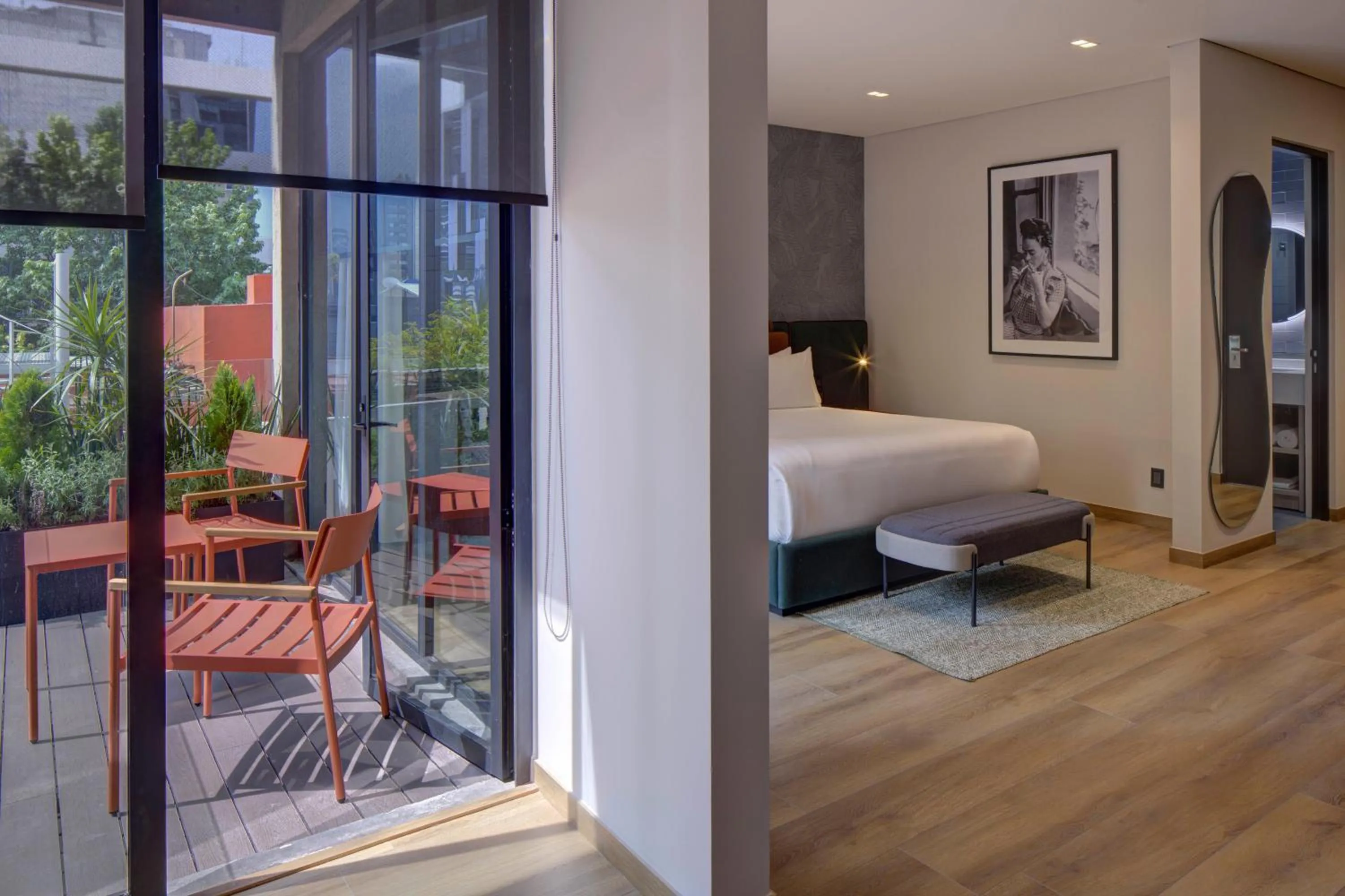 Balcony/Terrace, Bed in Ubicuo Hotel Boutique