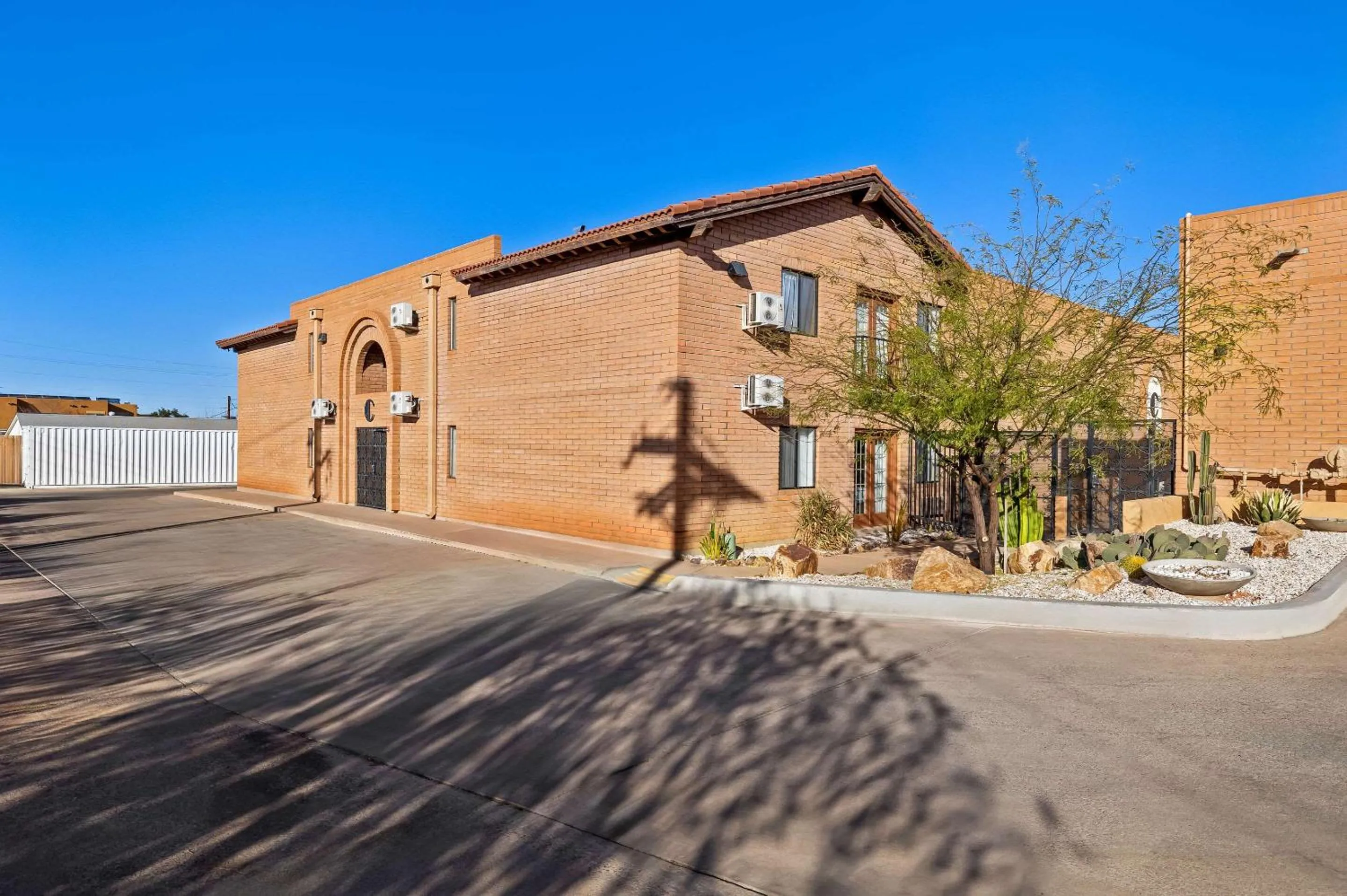 Property building in Clarion Inn