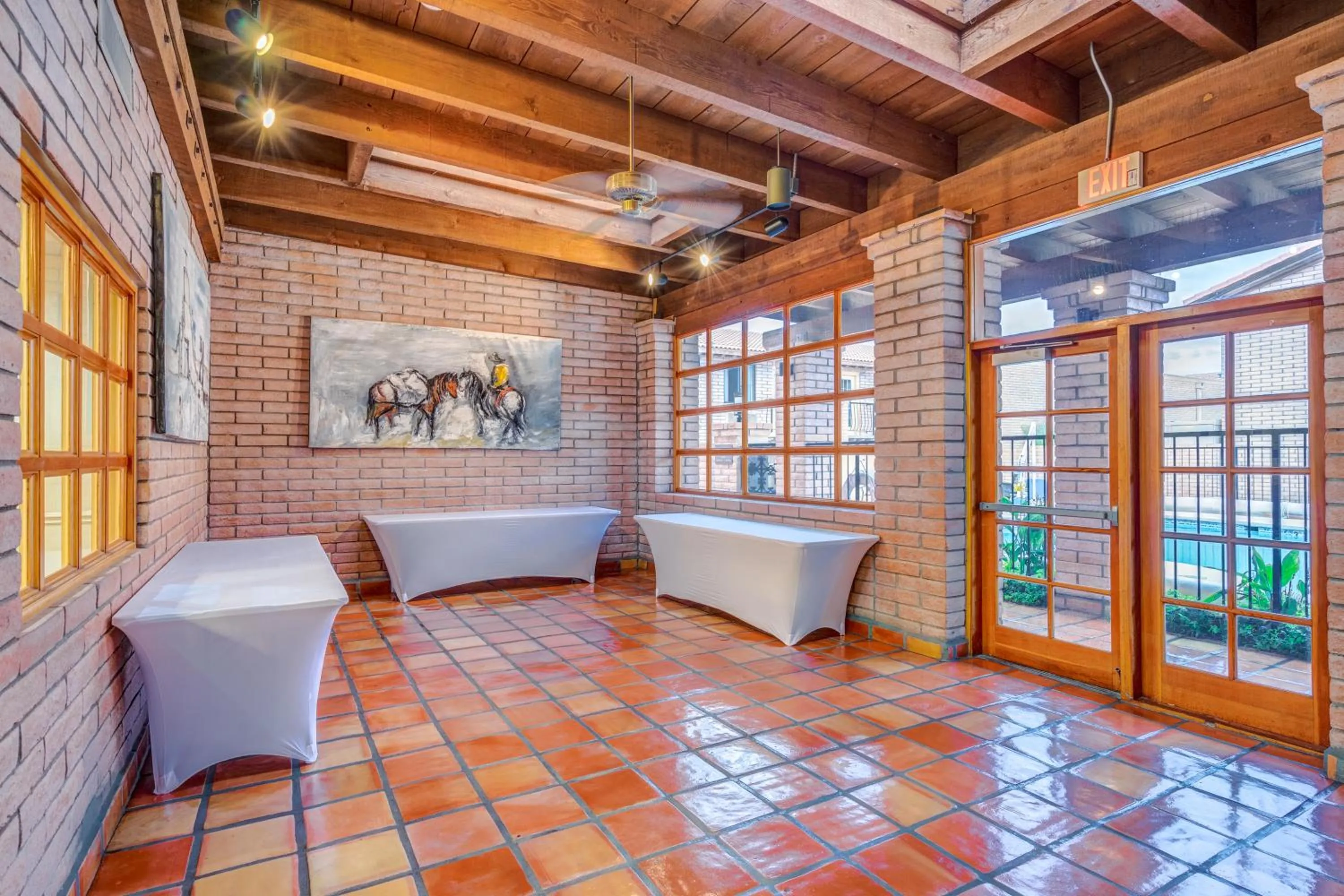 Banquet/Function facilities in Clarion Inn