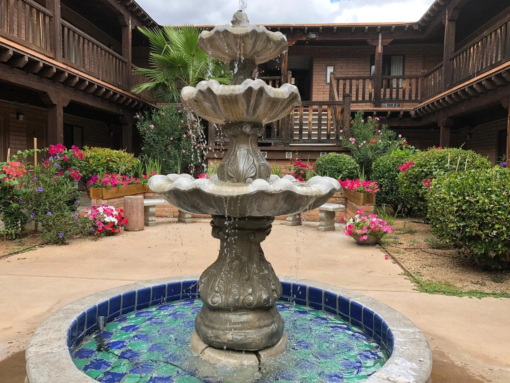 Garden in Clarion Inn