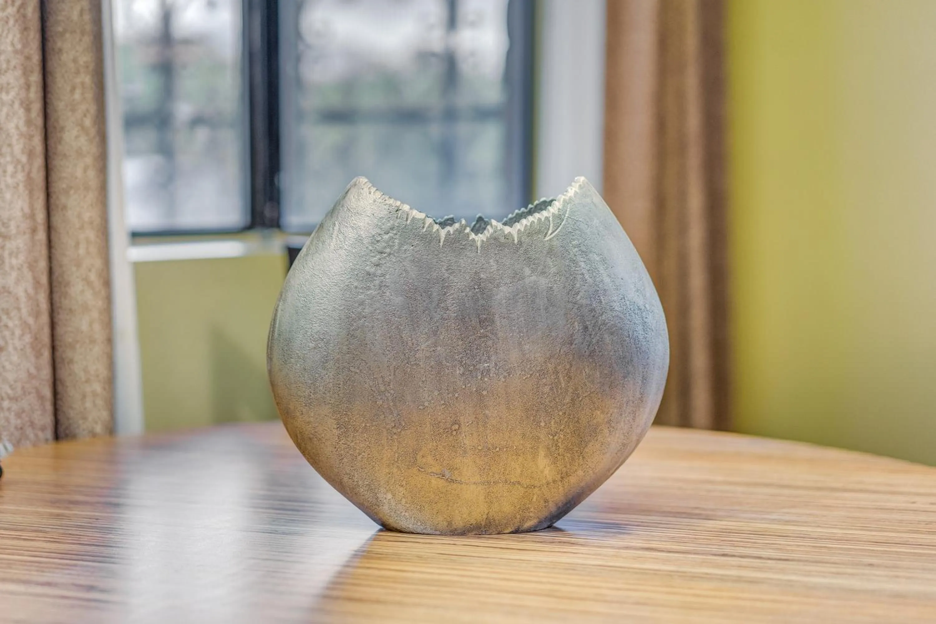 Living room in Clarion Inn