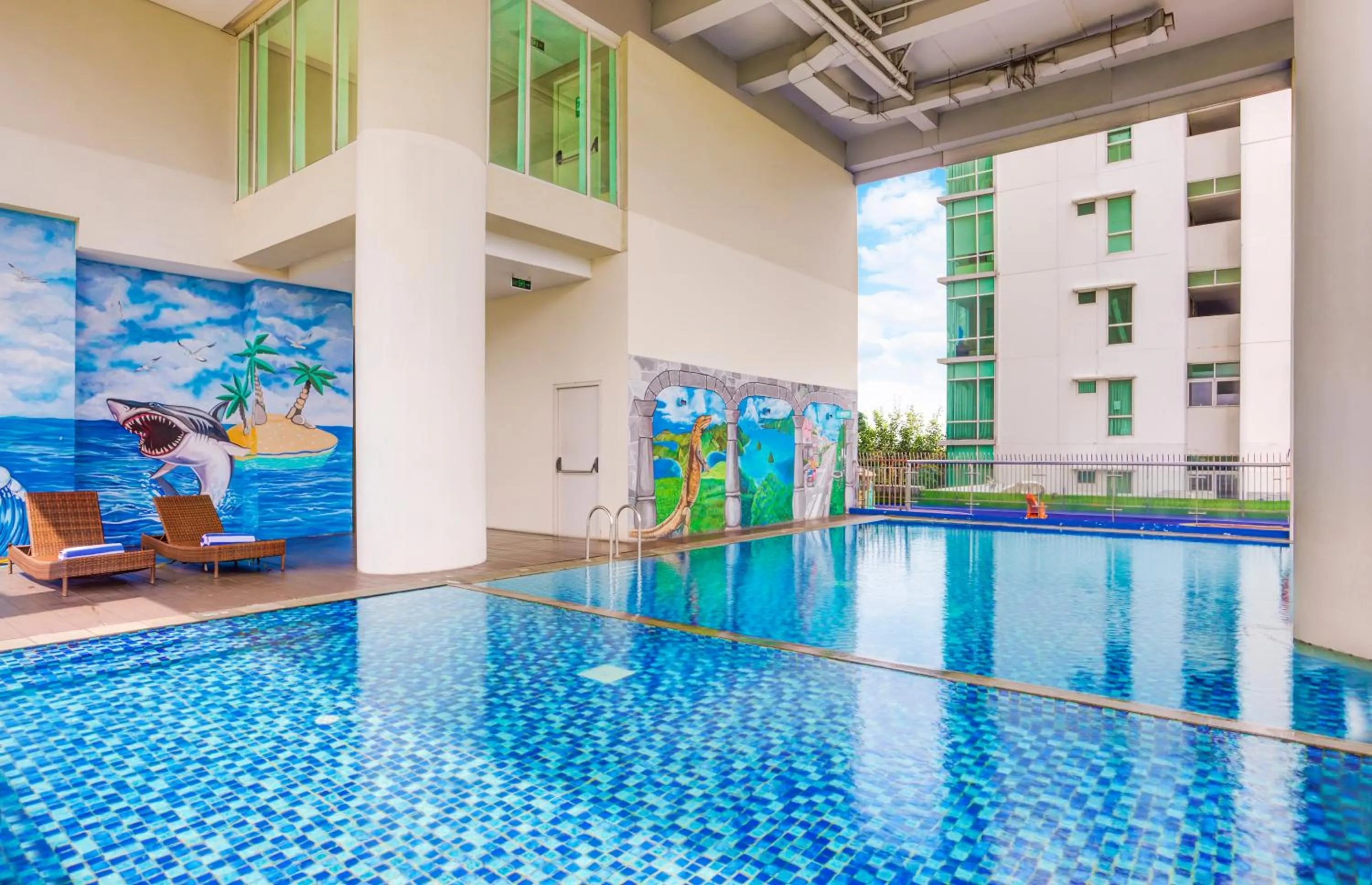 Swimming pool in Swiss-Belresidences Kalibata