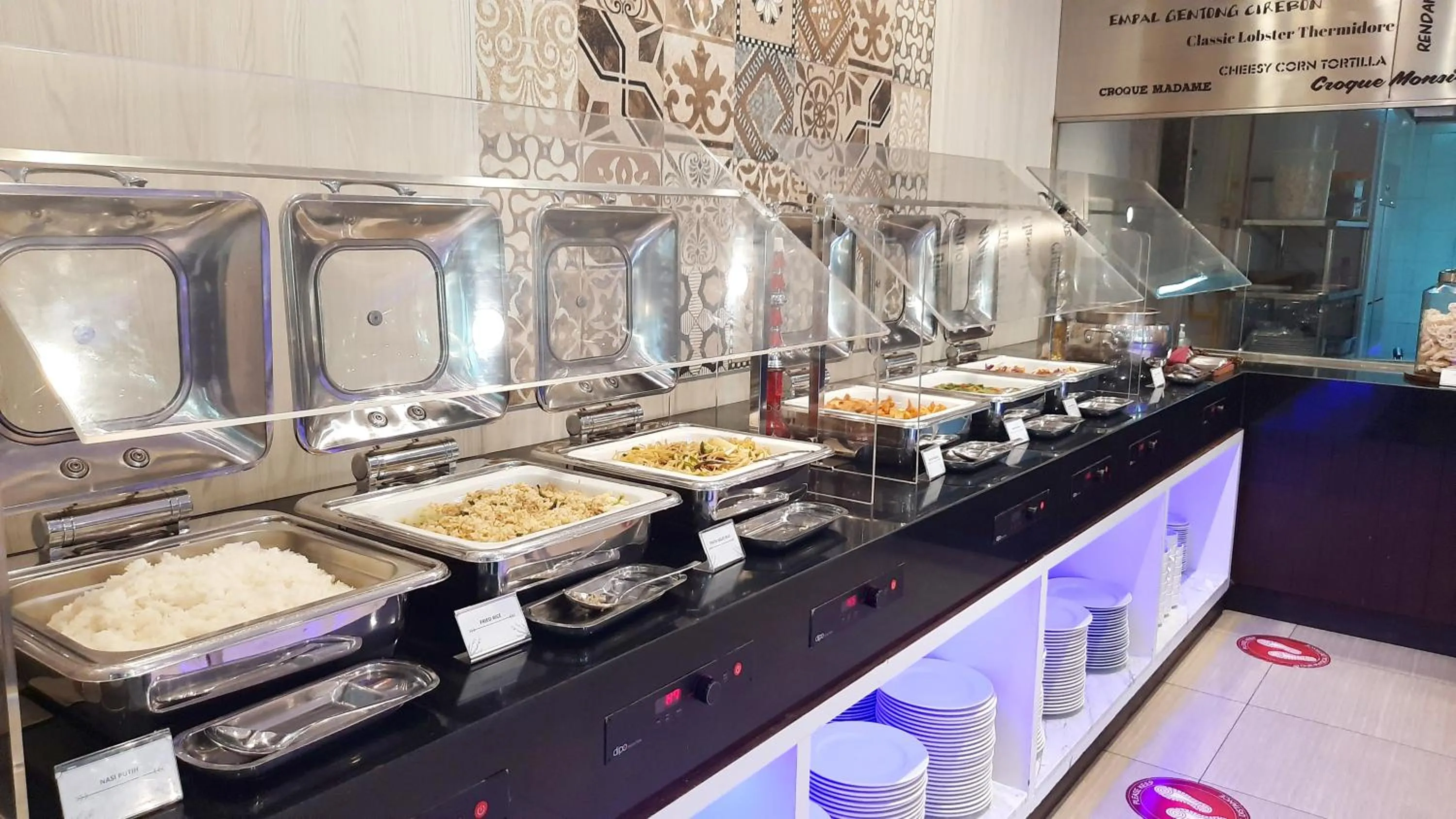 Restaurant/places to eat in Swiss-Belresidences Kalibata