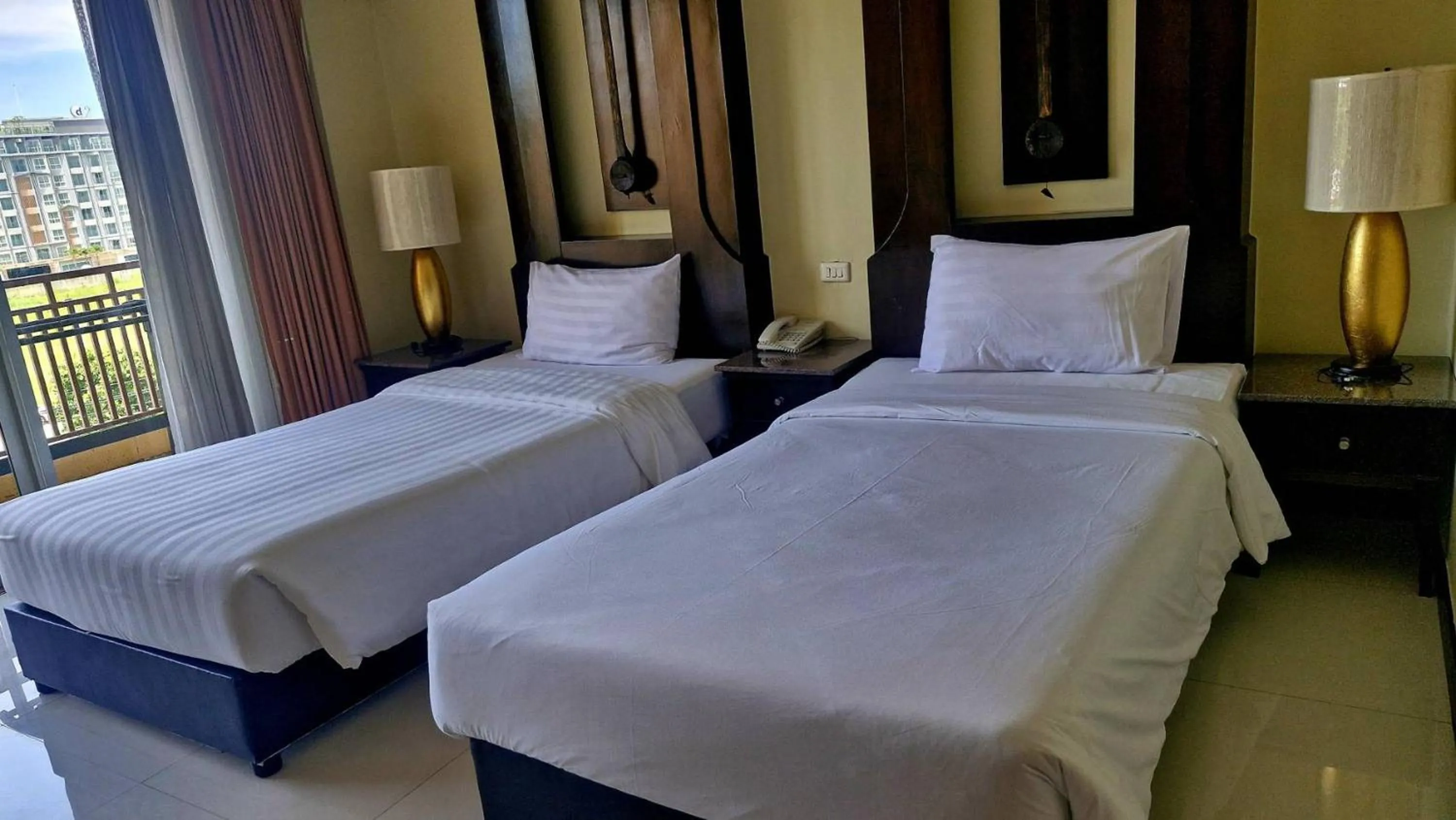 Bedroom, Bed in Sunday Chateau En Ville - Pattaya