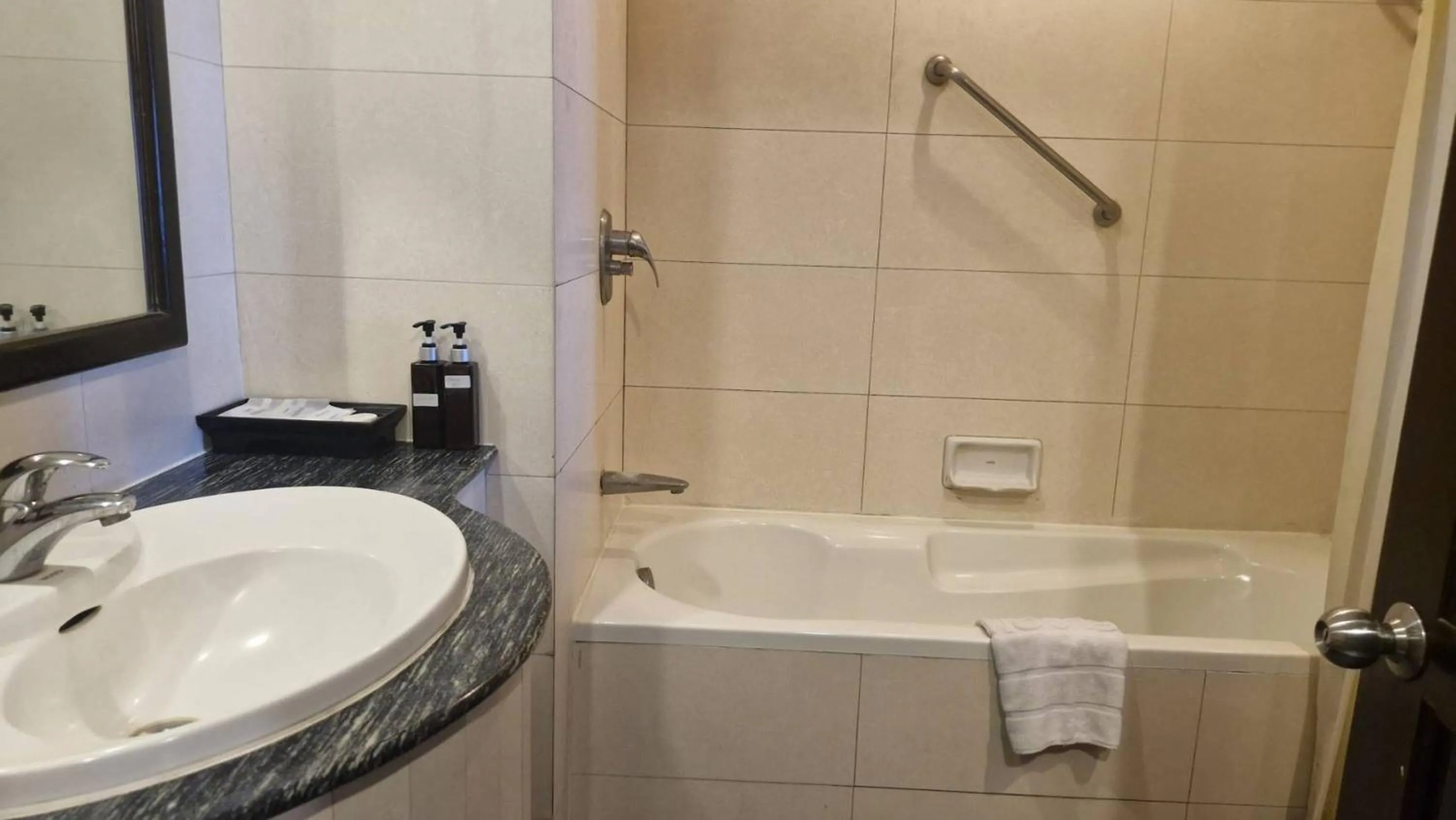 Bathroom in Sunday Chateau En Ville - Pattaya