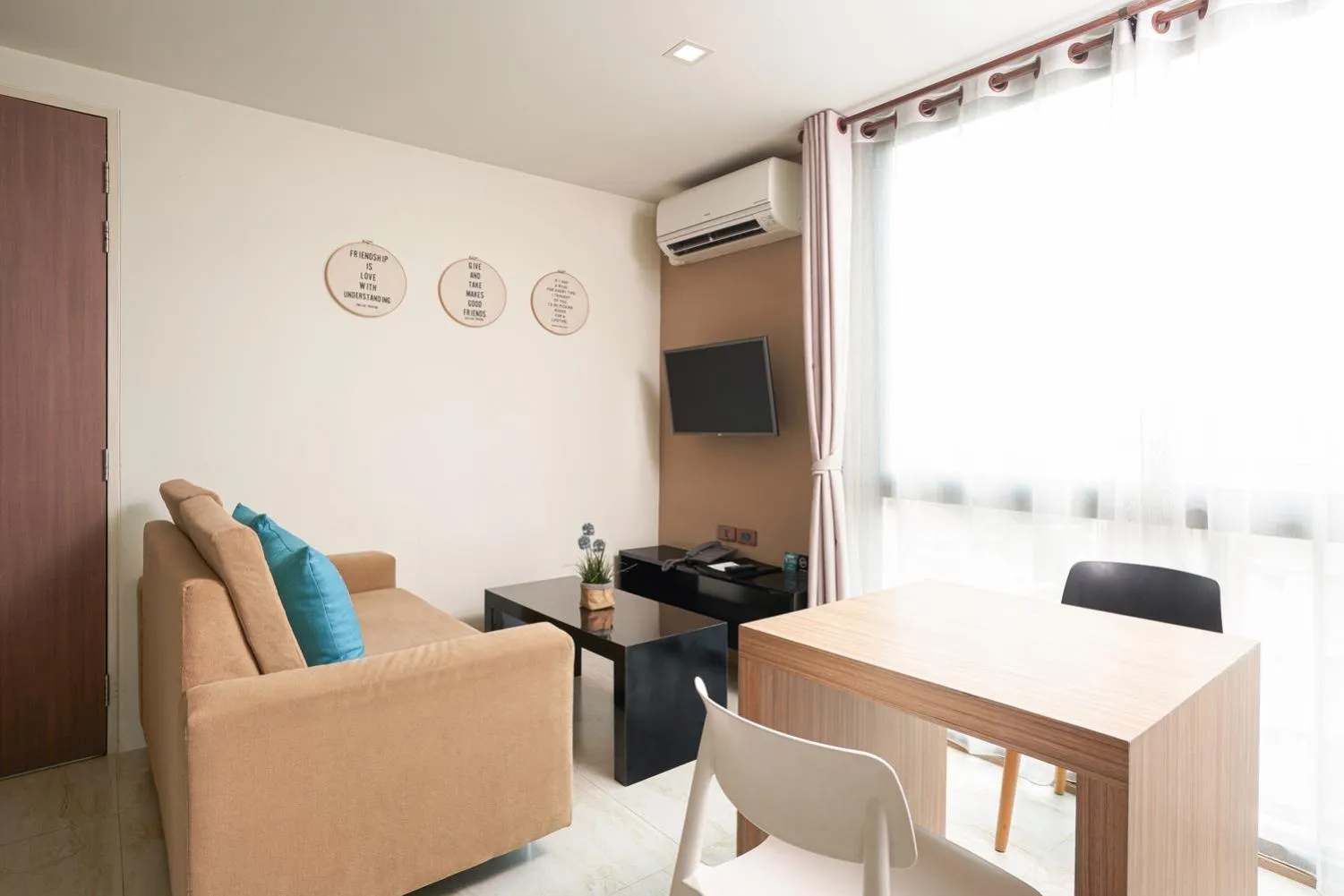 Living room in Cross Vibe Chiang Mai Decem Nimman Hotel