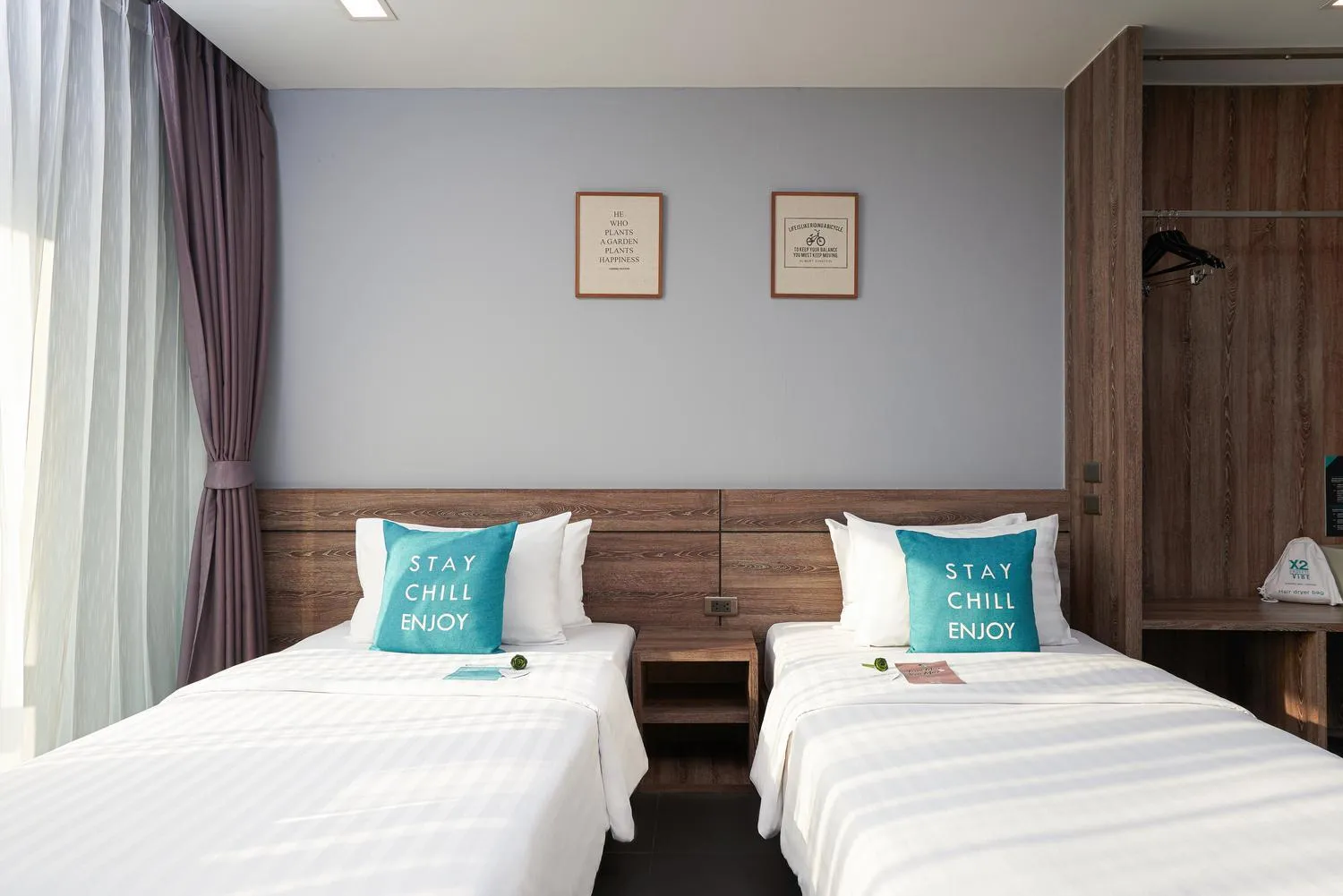 Bed in Cross Vibe Chiang Mai Decem Nimman Hotel