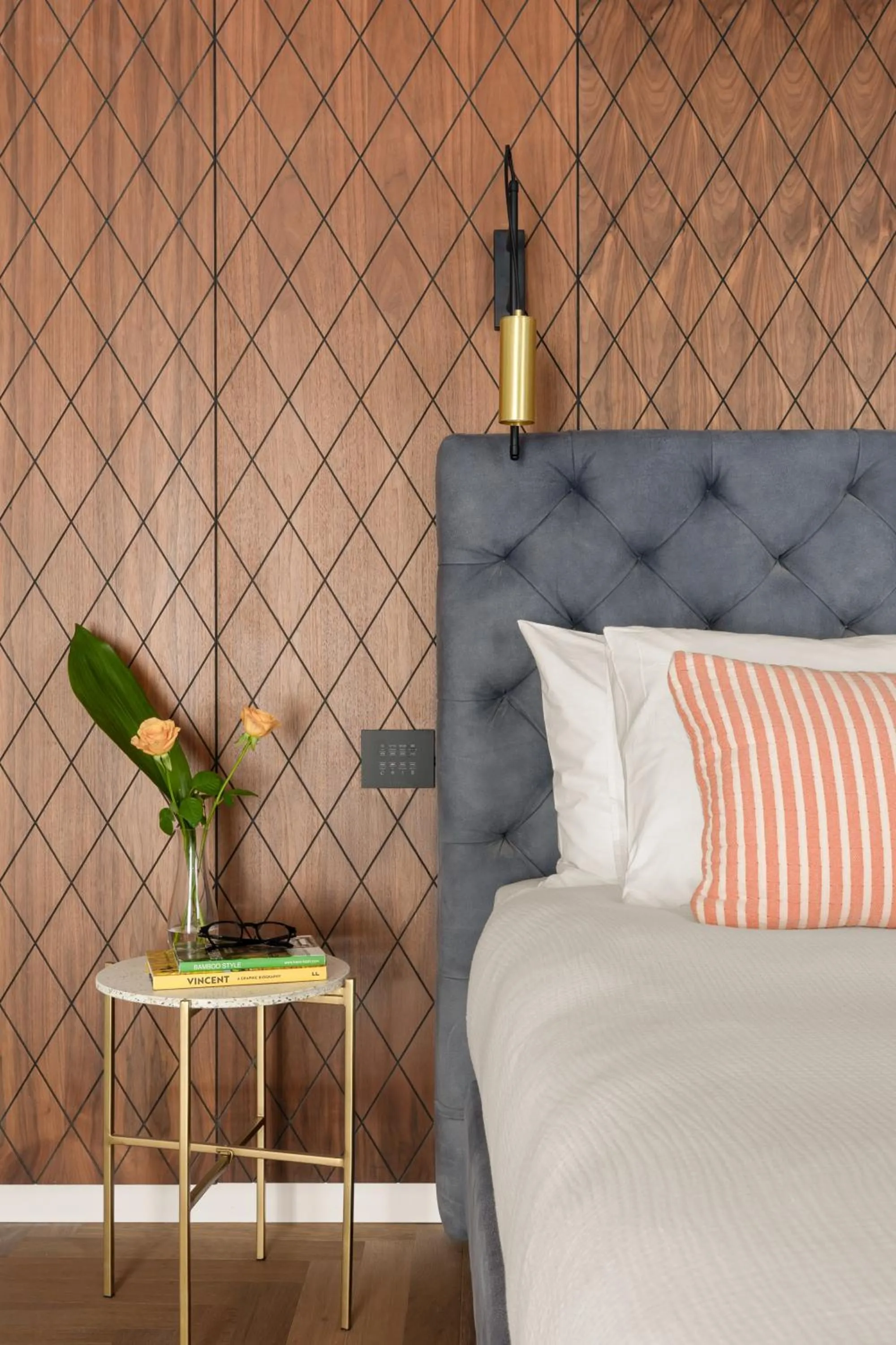 Bed in Hotel RECEPTION - FATTAL COLORS