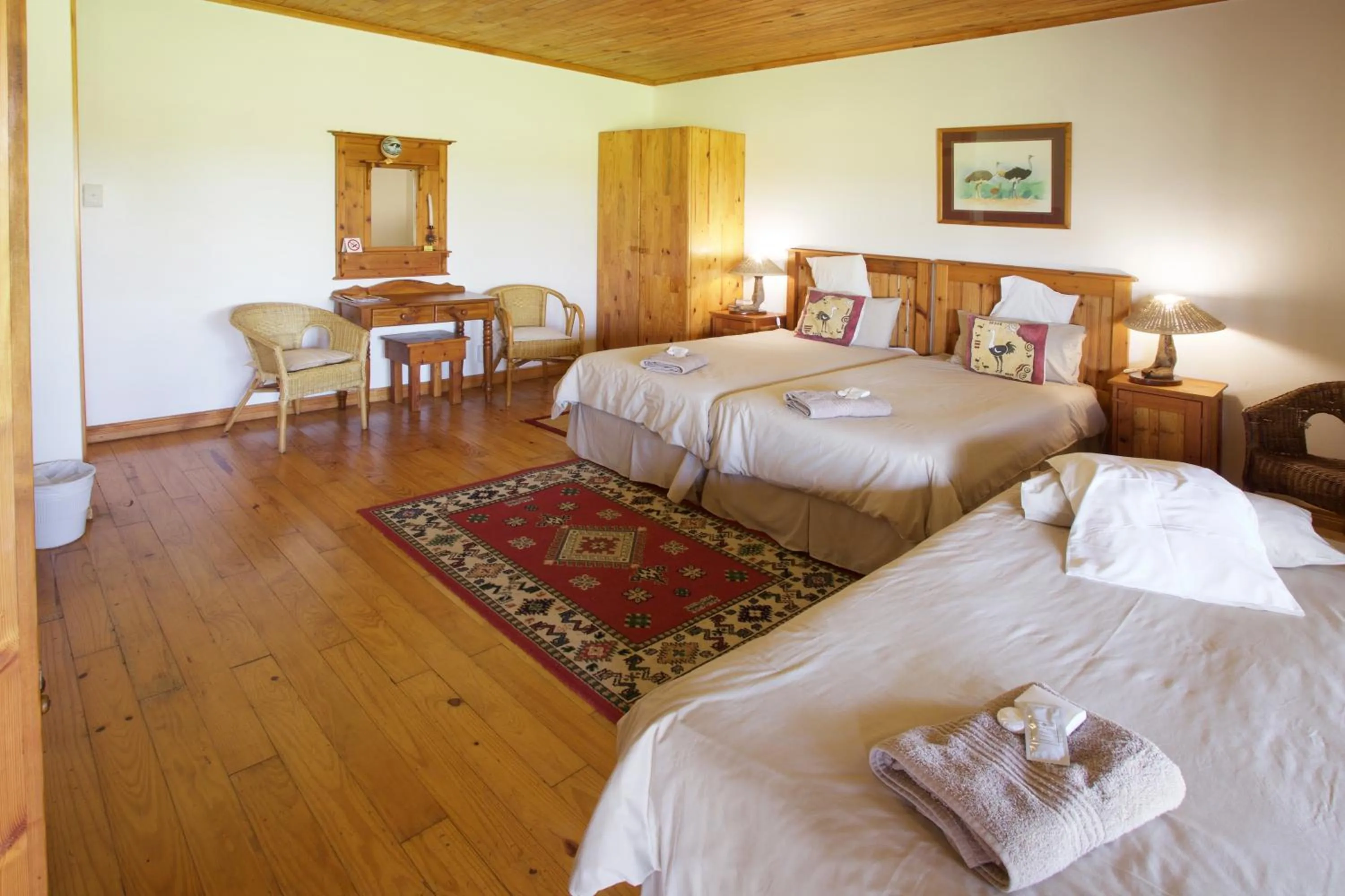 Bedroom, Bed in Mentors Country Estate