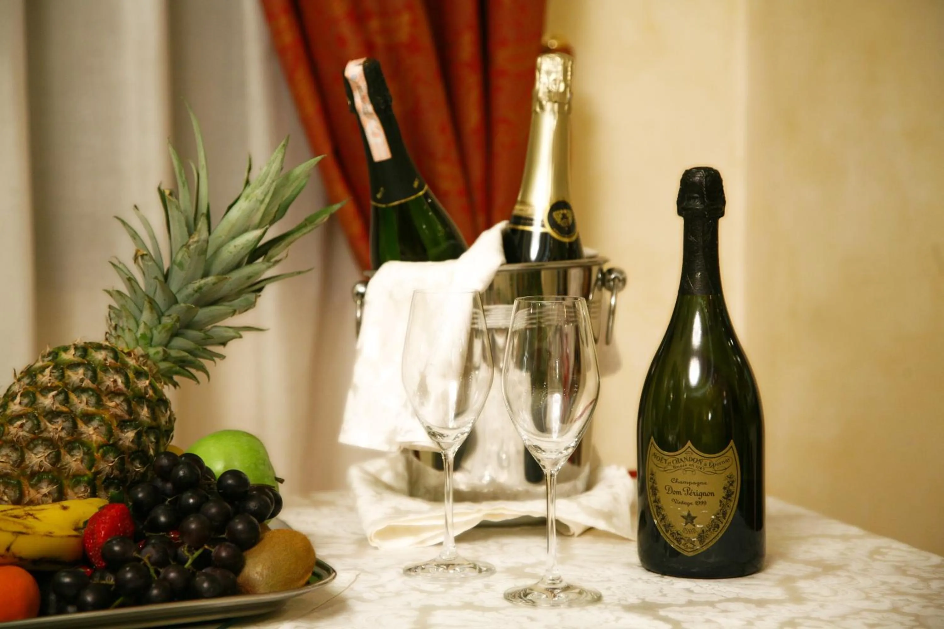 Decorative detail in Hotel San Clemente