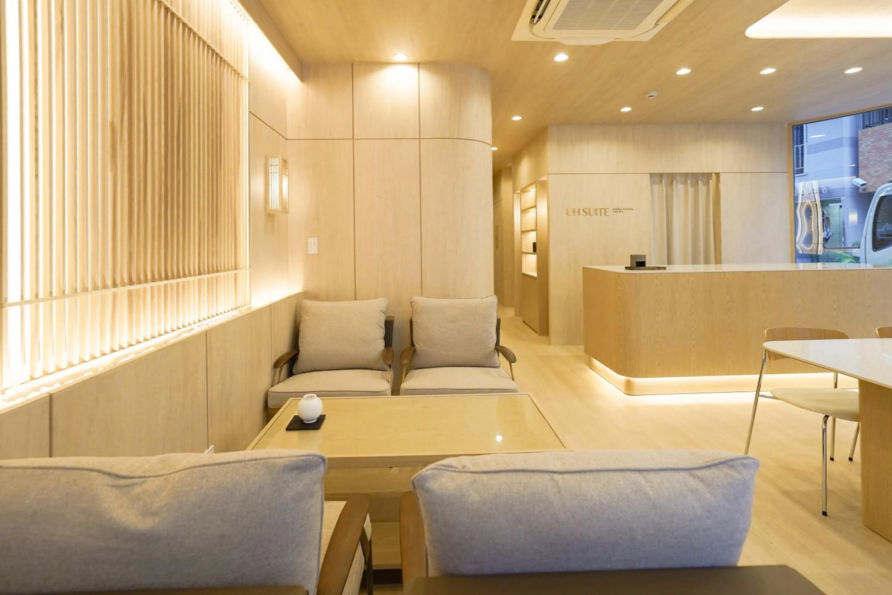 Lobby or reception in UH Suite Namba Station The Spa