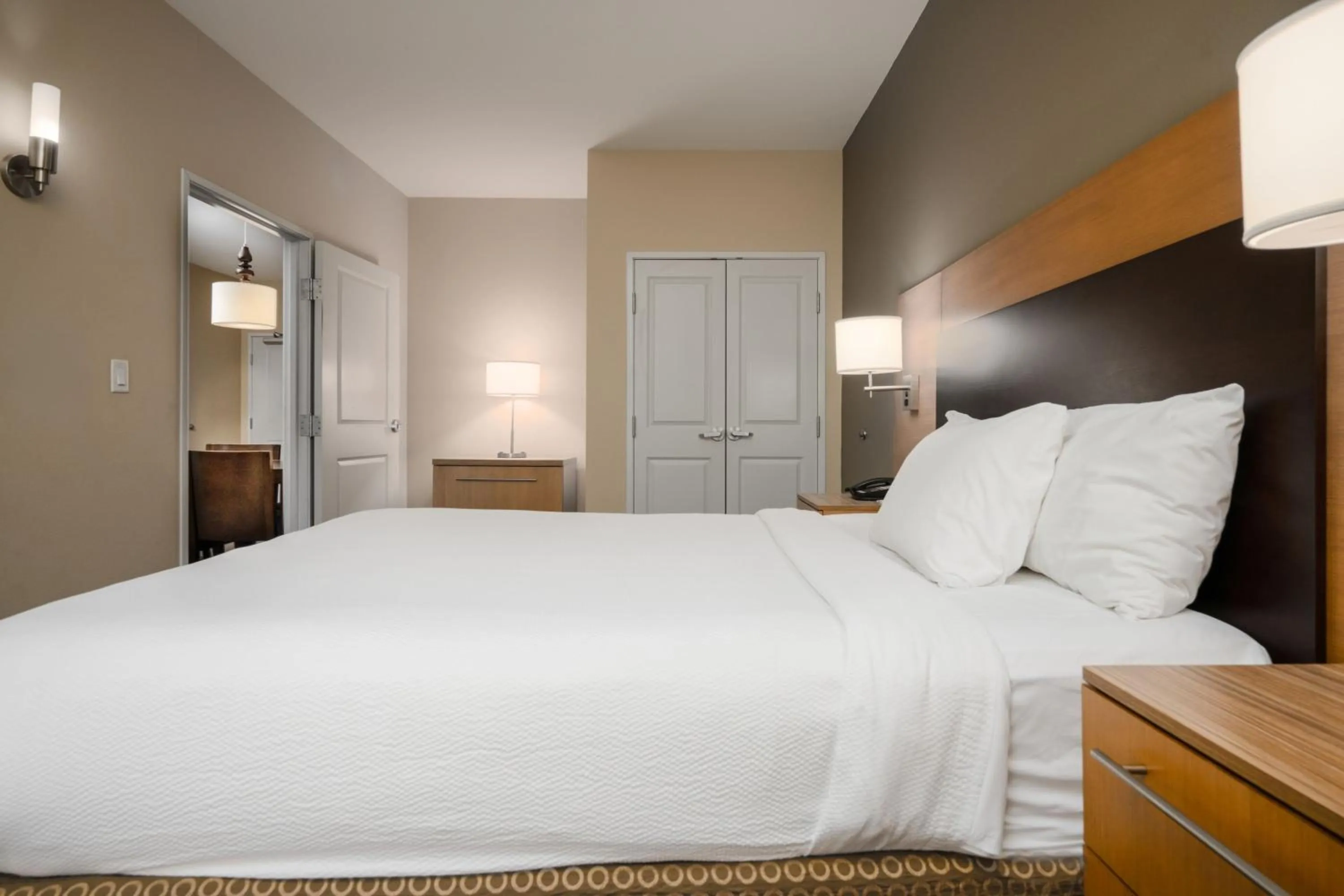 Bedroom, Bed in TownePlace Suites by Marriott Houston Galleria Area