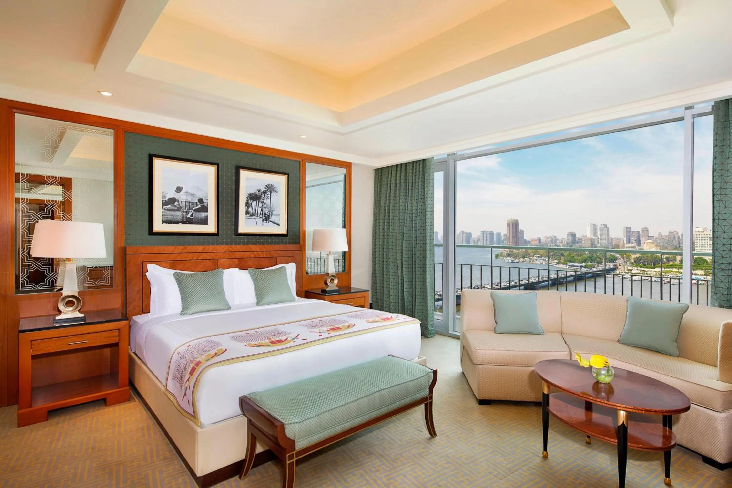 Bedroom, Bed in The Nile Ritz-Carlton, Cairo