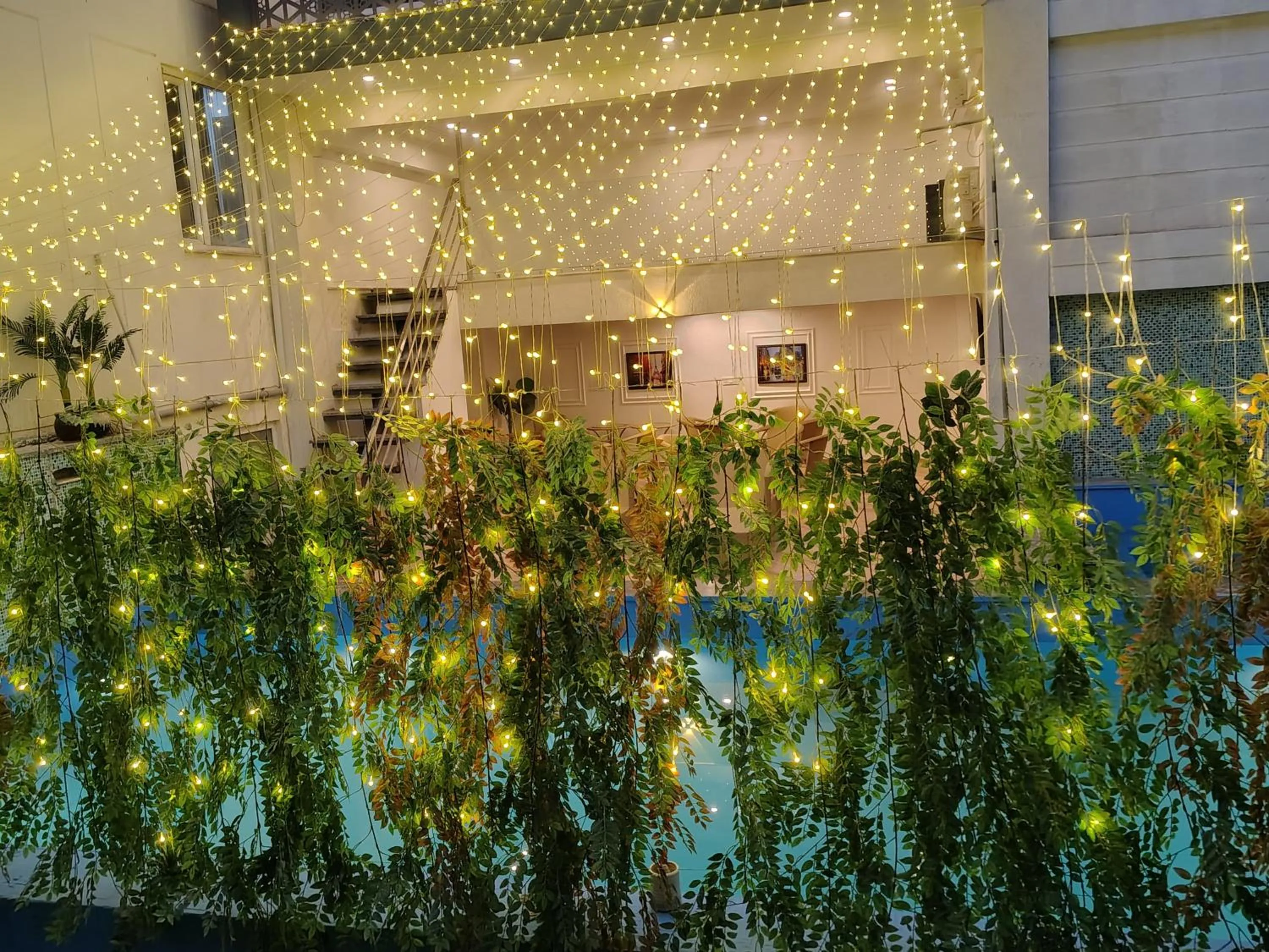 Pool view in Hotel Tapovan Hills