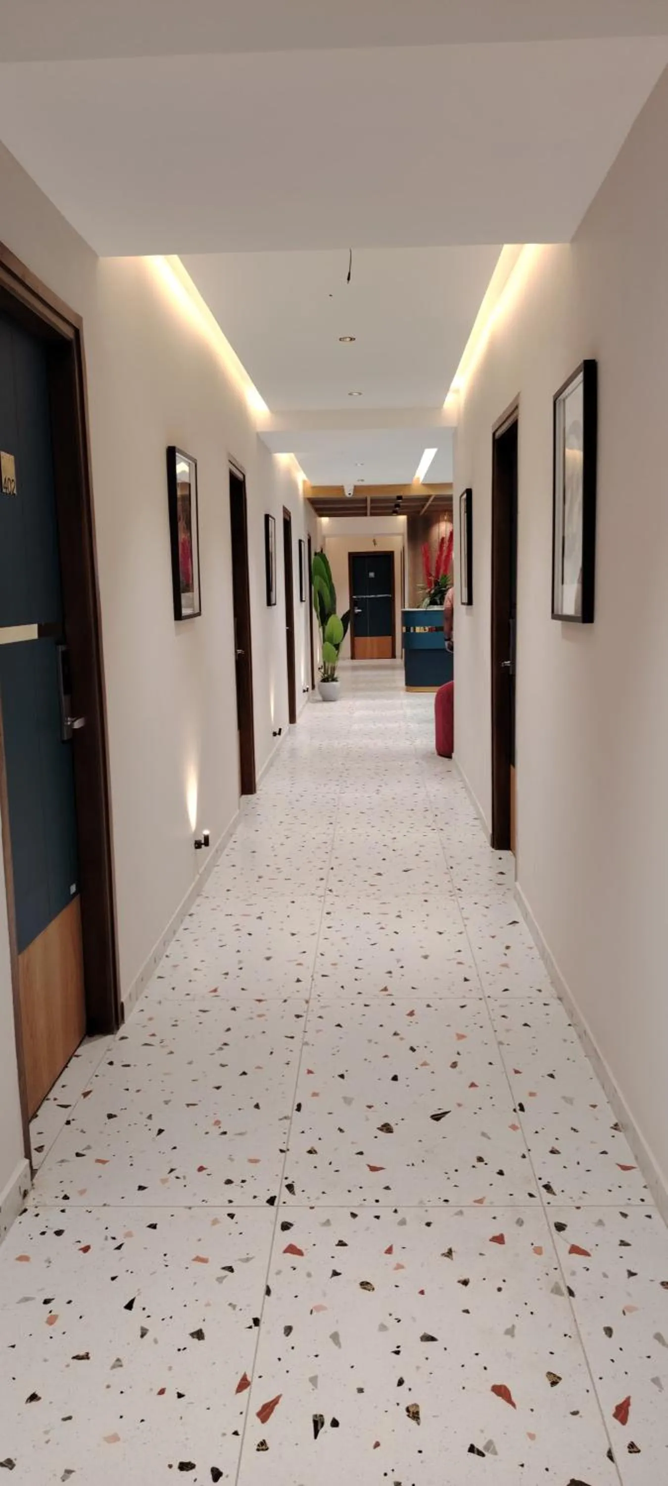 PubliQ Luxury Stays KPHB