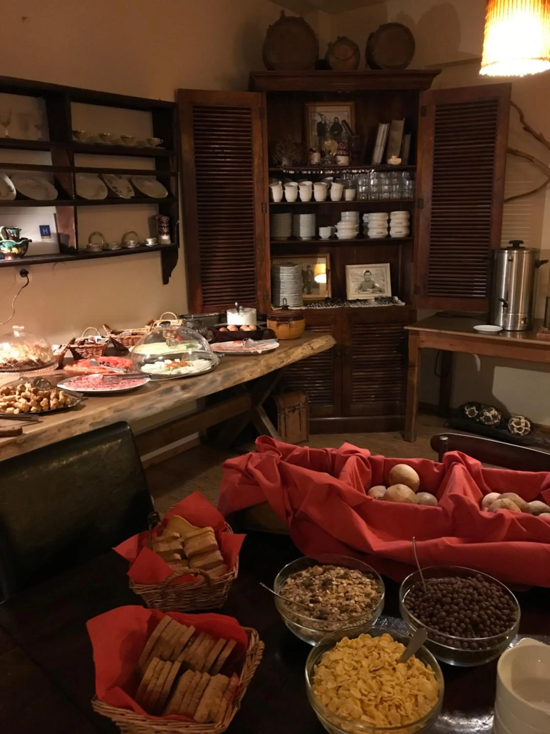 Buffet breakfast in Aloni Toy Kir Thanasi Hotel & Spa