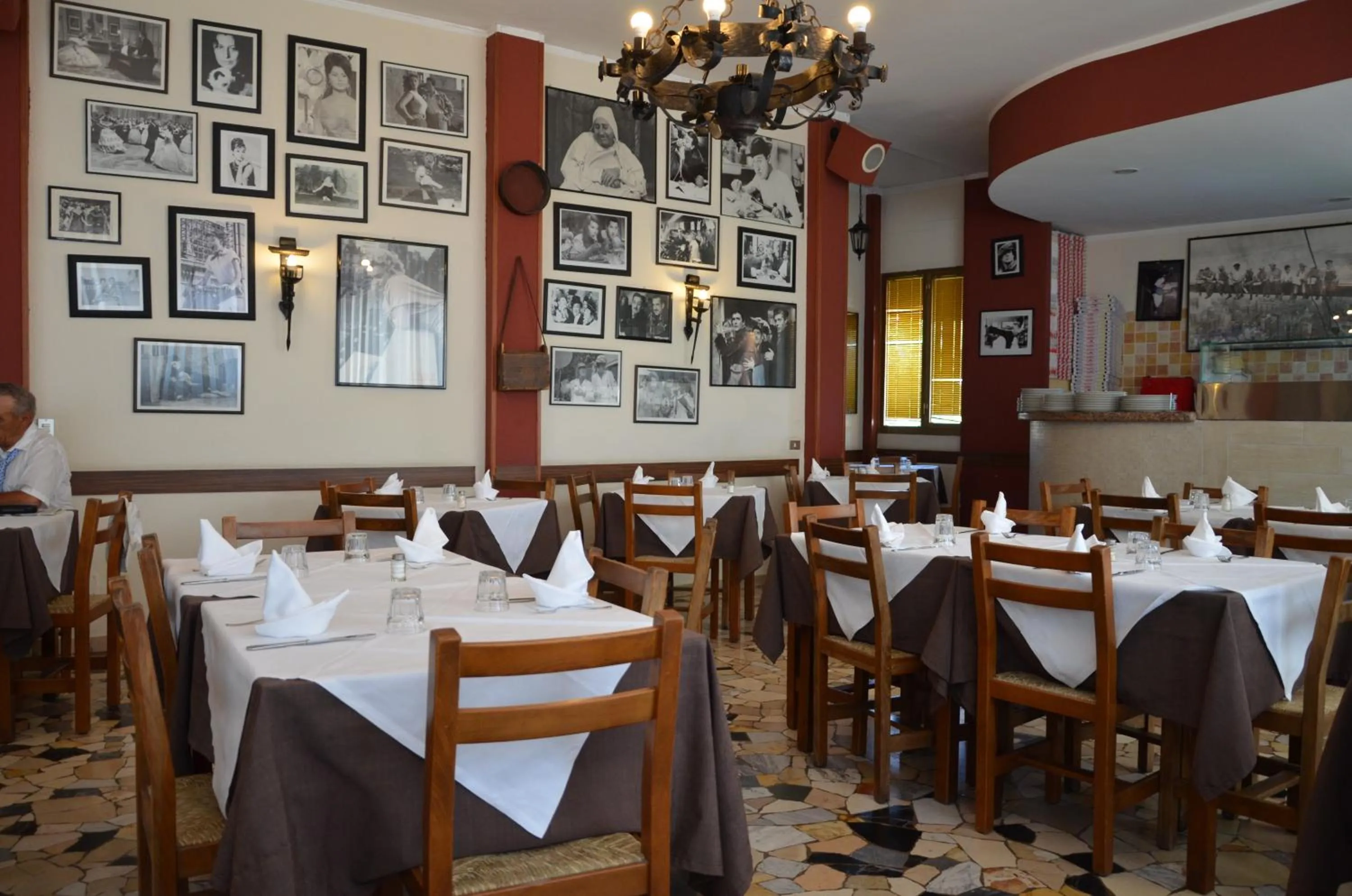 Restaurant/places to eat in Hotel Nuova Orchidea