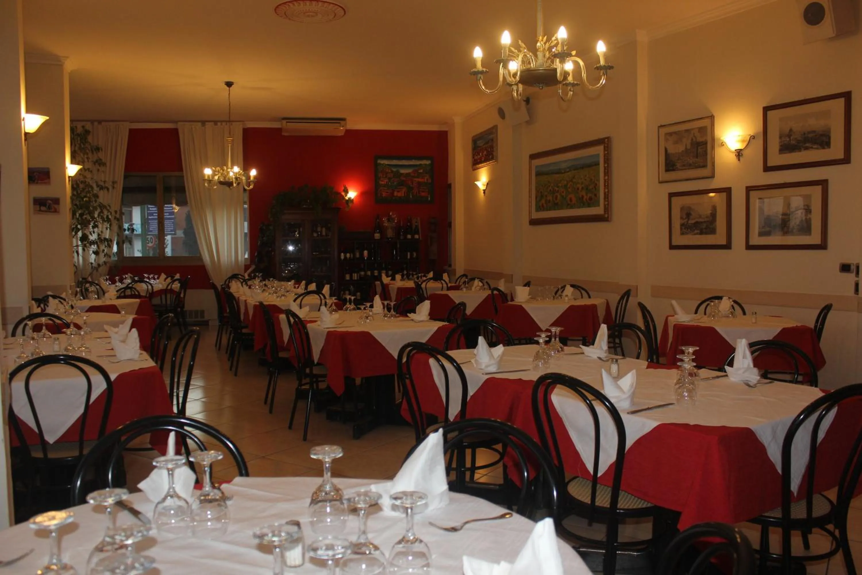Restaurant/places to eat in Hotel Nuova Orchidea