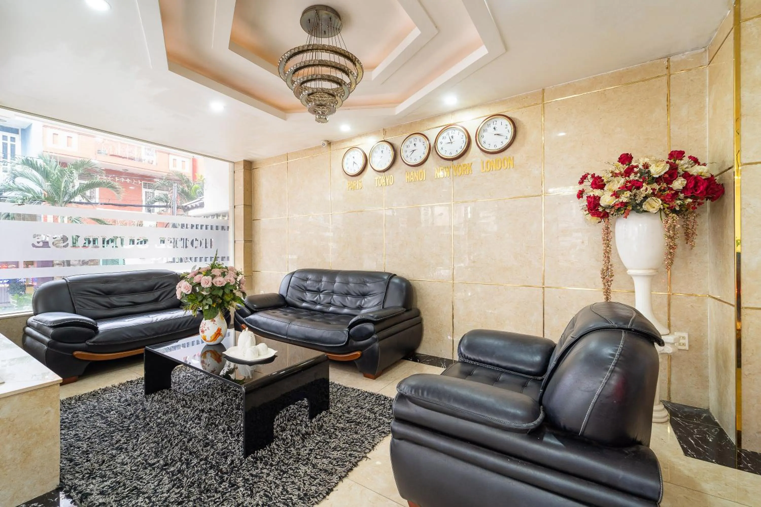 Seating area in Collection O Sunrise Hotel Trung Son Near Lotte Mart