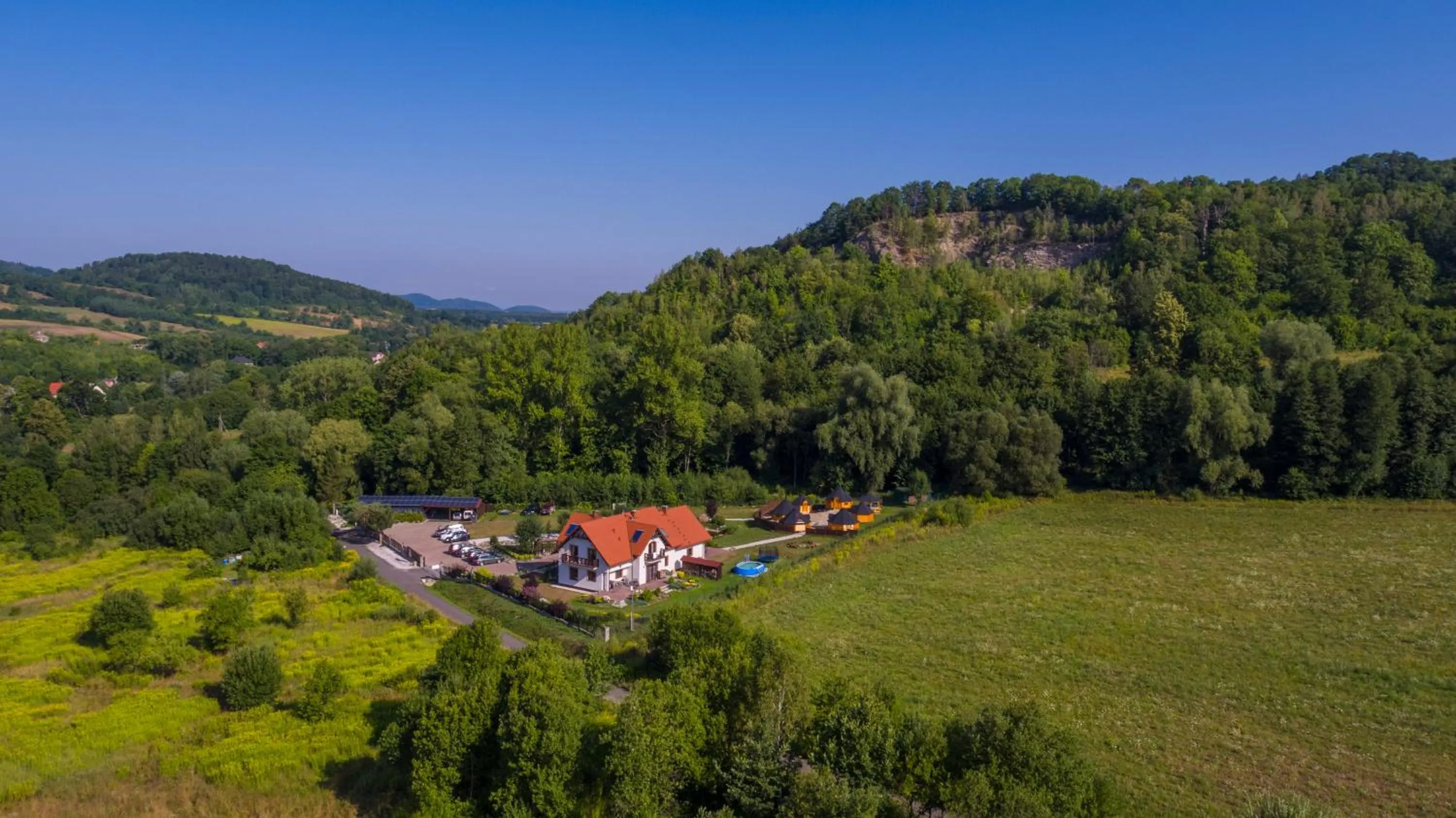 Property building in Pod Chmielarzem