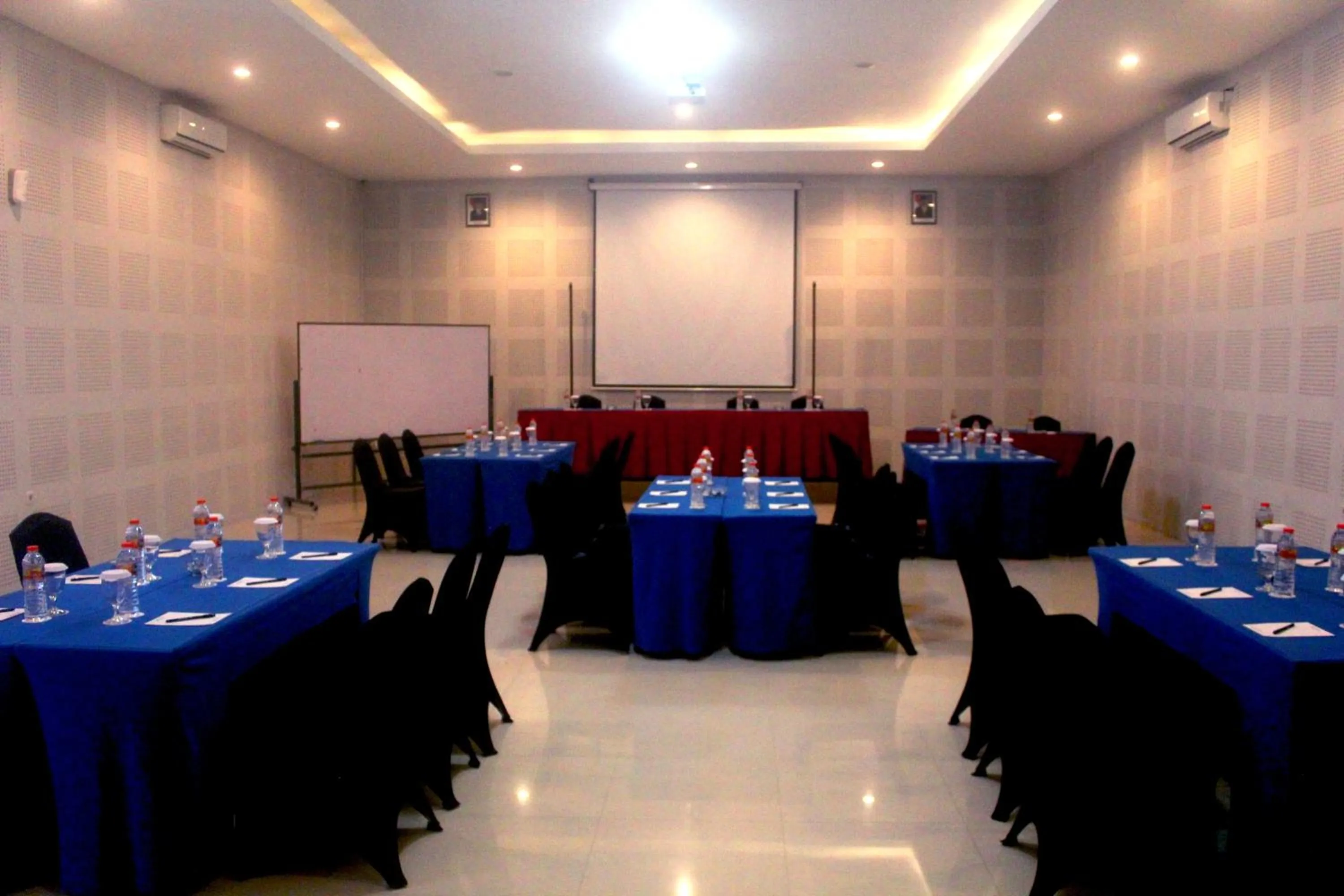 Banquet/Function facilities in Prima SR Hotel & Convention Yogyakarta