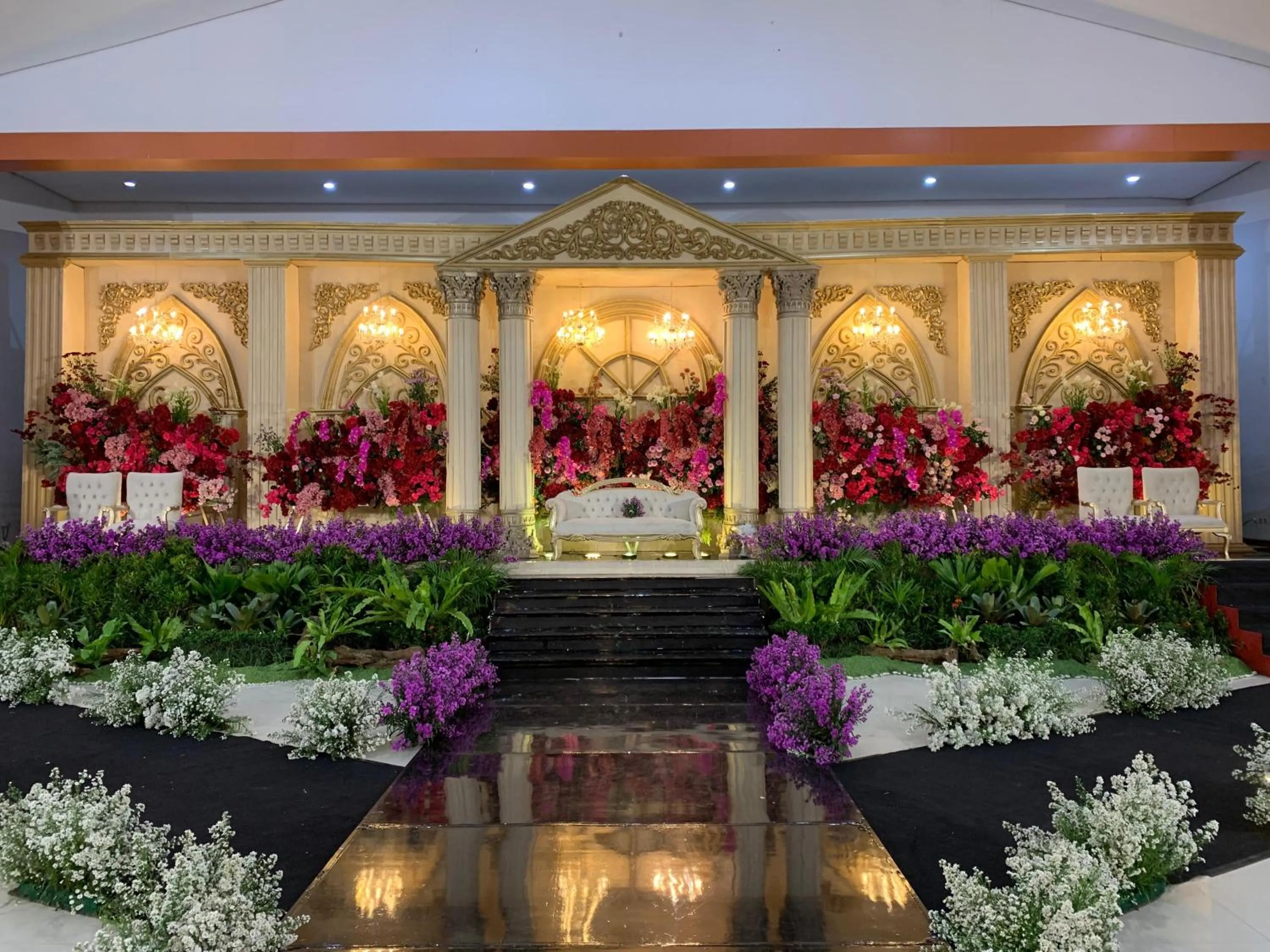 Banquet/Function facilities in Prima SR Hotel & Convention Yogyakarta