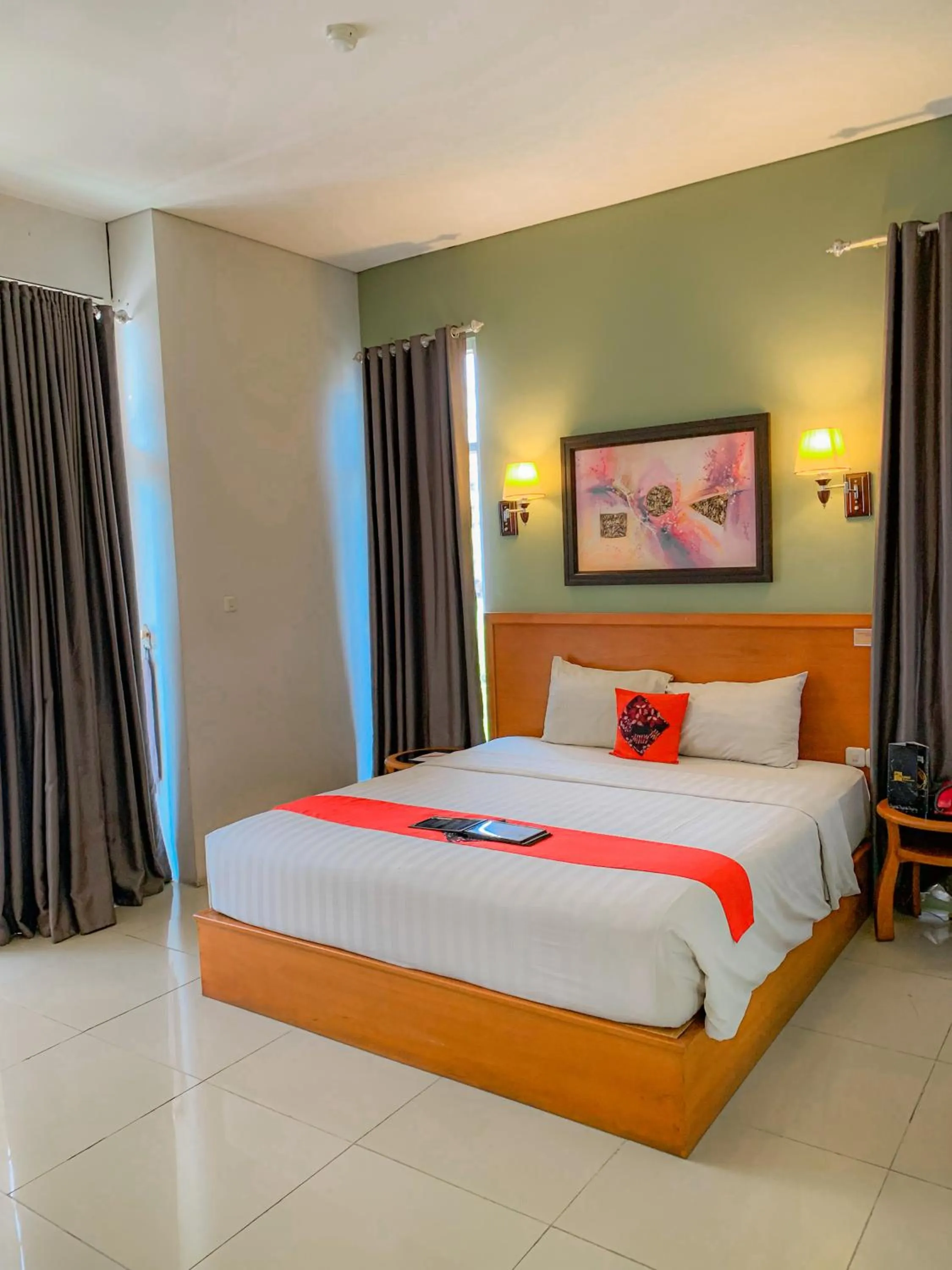 Property building, Bed in Prima SR Hotel & Convention Yogyakarta