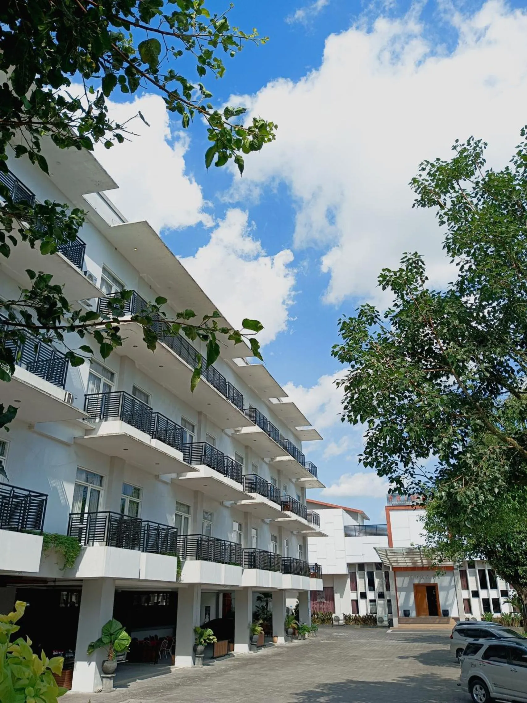 Prima SR Hotel & Convention Yogyakarta